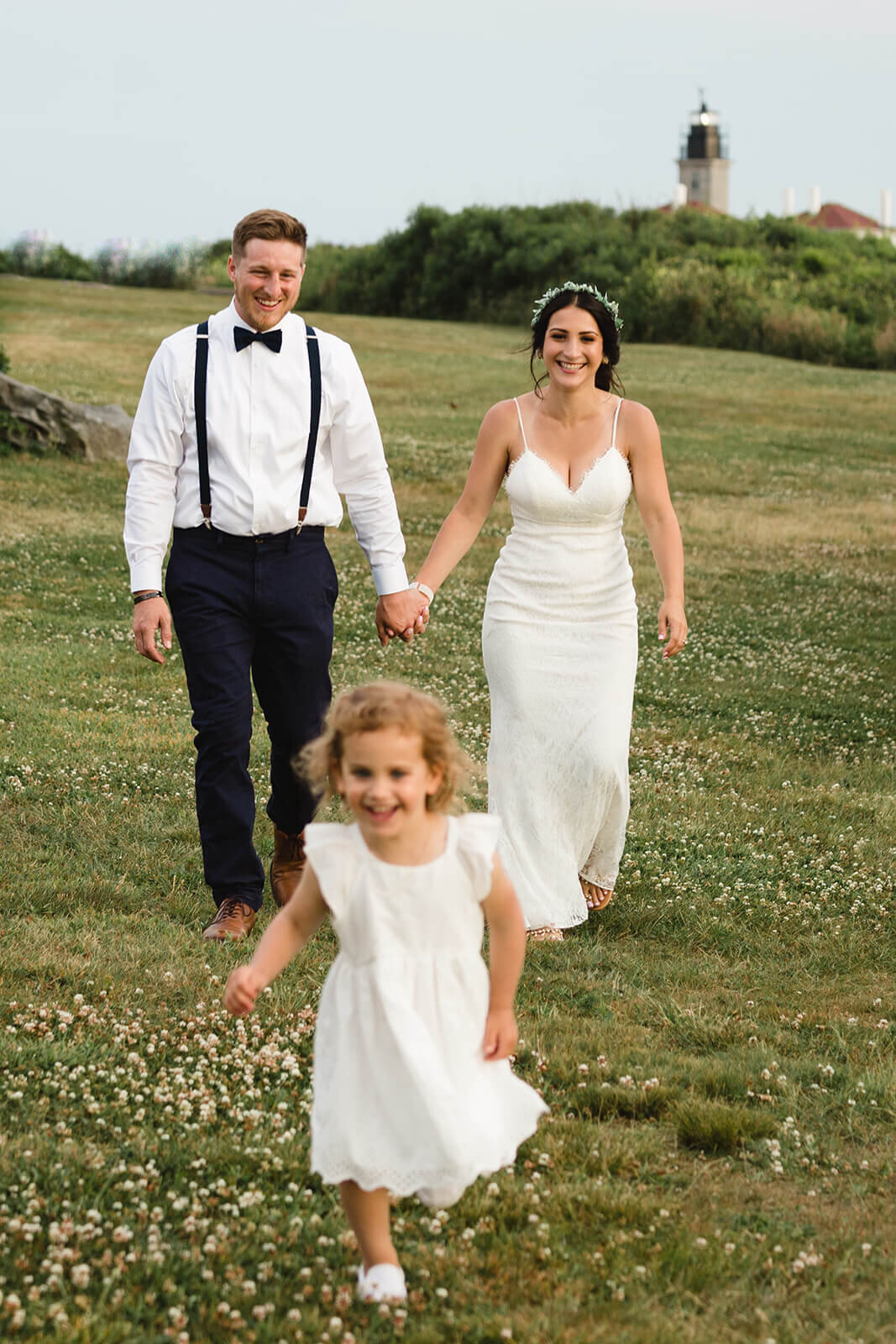  Elope with kids. Couple elope at Beavertail Lighthouse in Rhode Island 