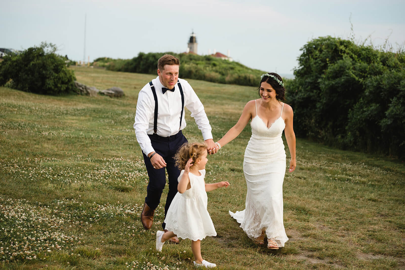  Elope with kids. Couple elope at Beavertail Lighthouse in Rhode Island 