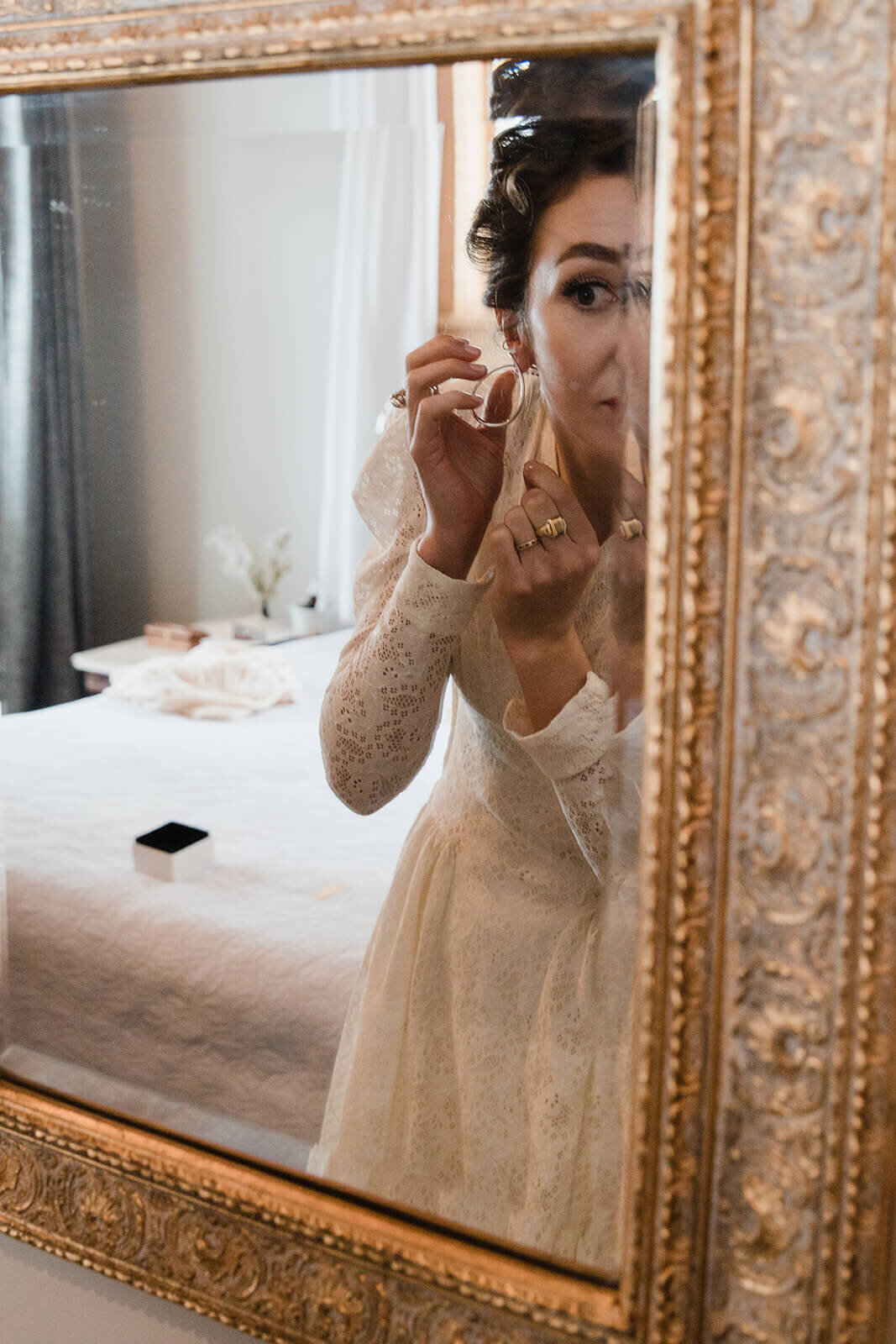  Stylish NYC couple elope late winter in the Finger Lakes region of Upstate NY. Bride gets ready 