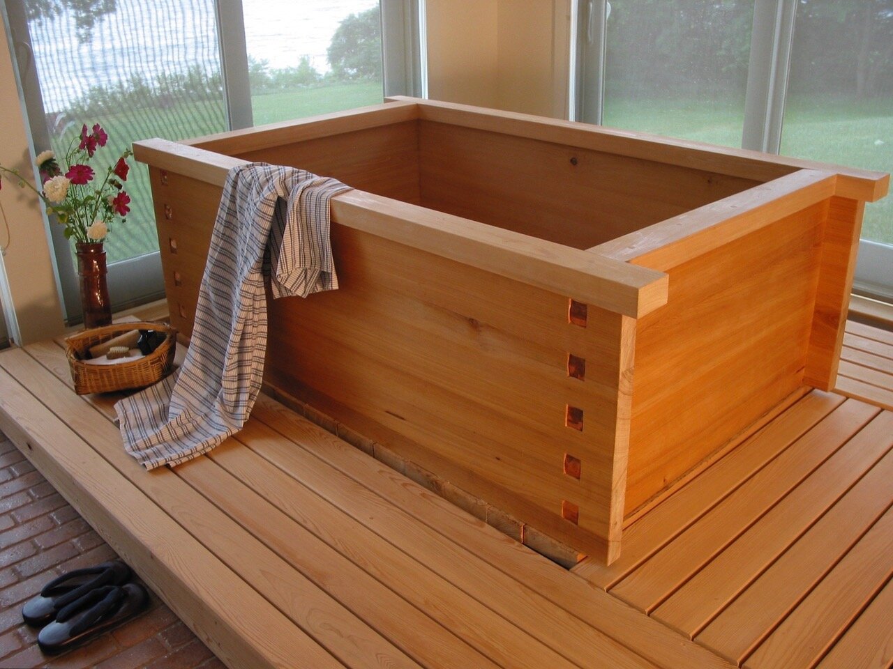 Boatbuilders And Wooden Bathtubs The, Cedar Wood Bathtub