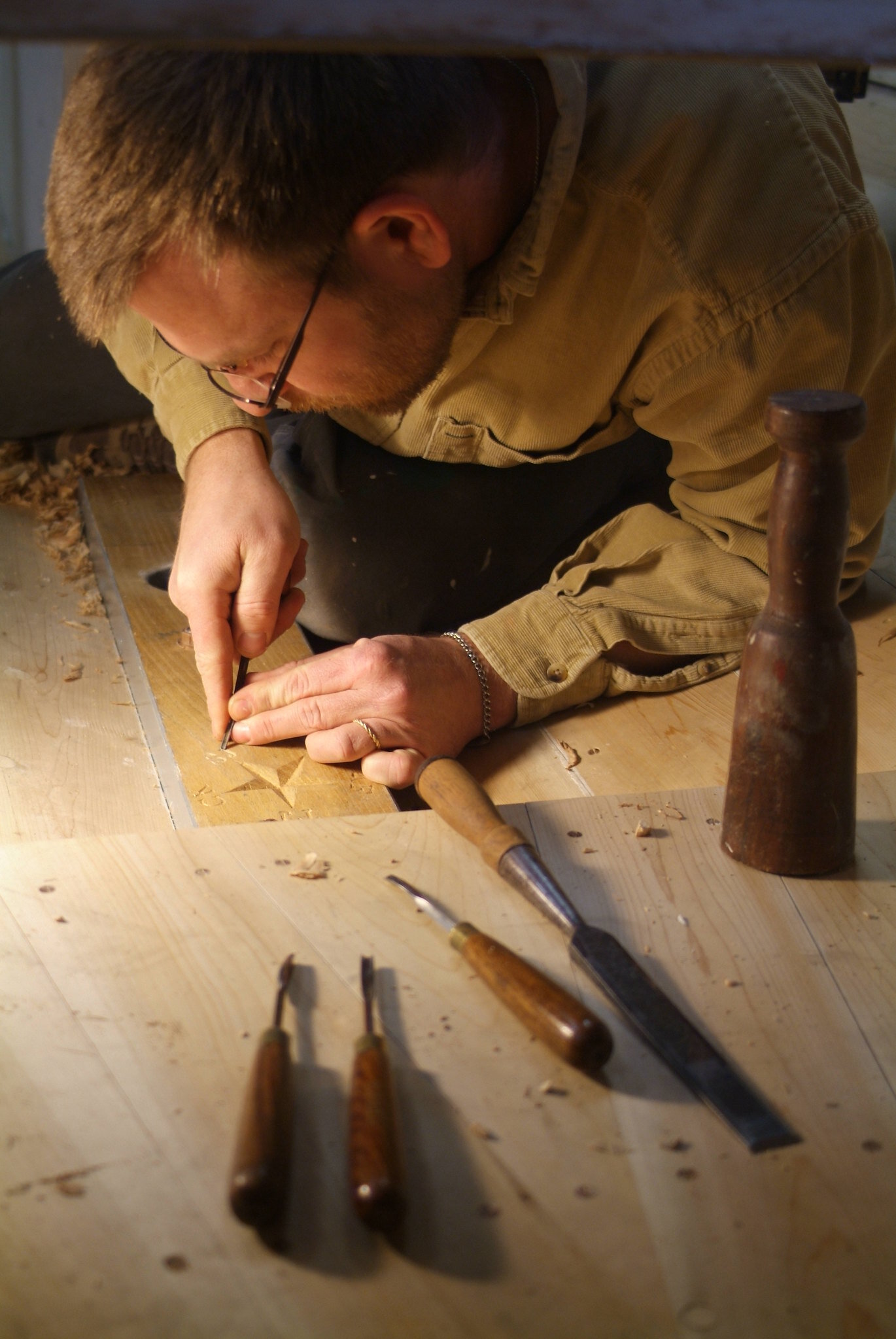 Carving Insignia