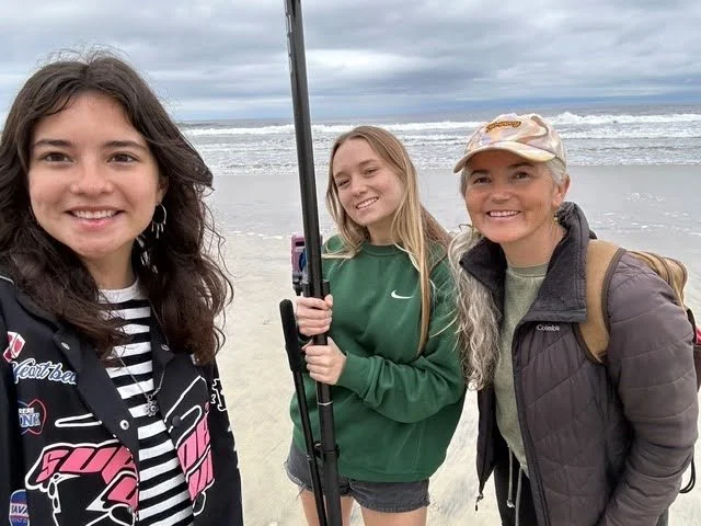 SOS Interns Beach.jpeg