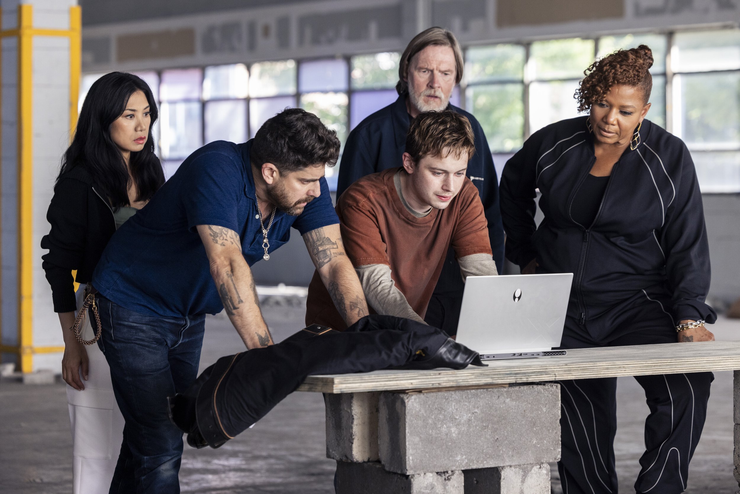 EQUALIZER_CAST_QUEEN_LATIFAH_LIZA_LAPIRA_ADAM_GOLDBERG_DONAL_LOGUE.jpg