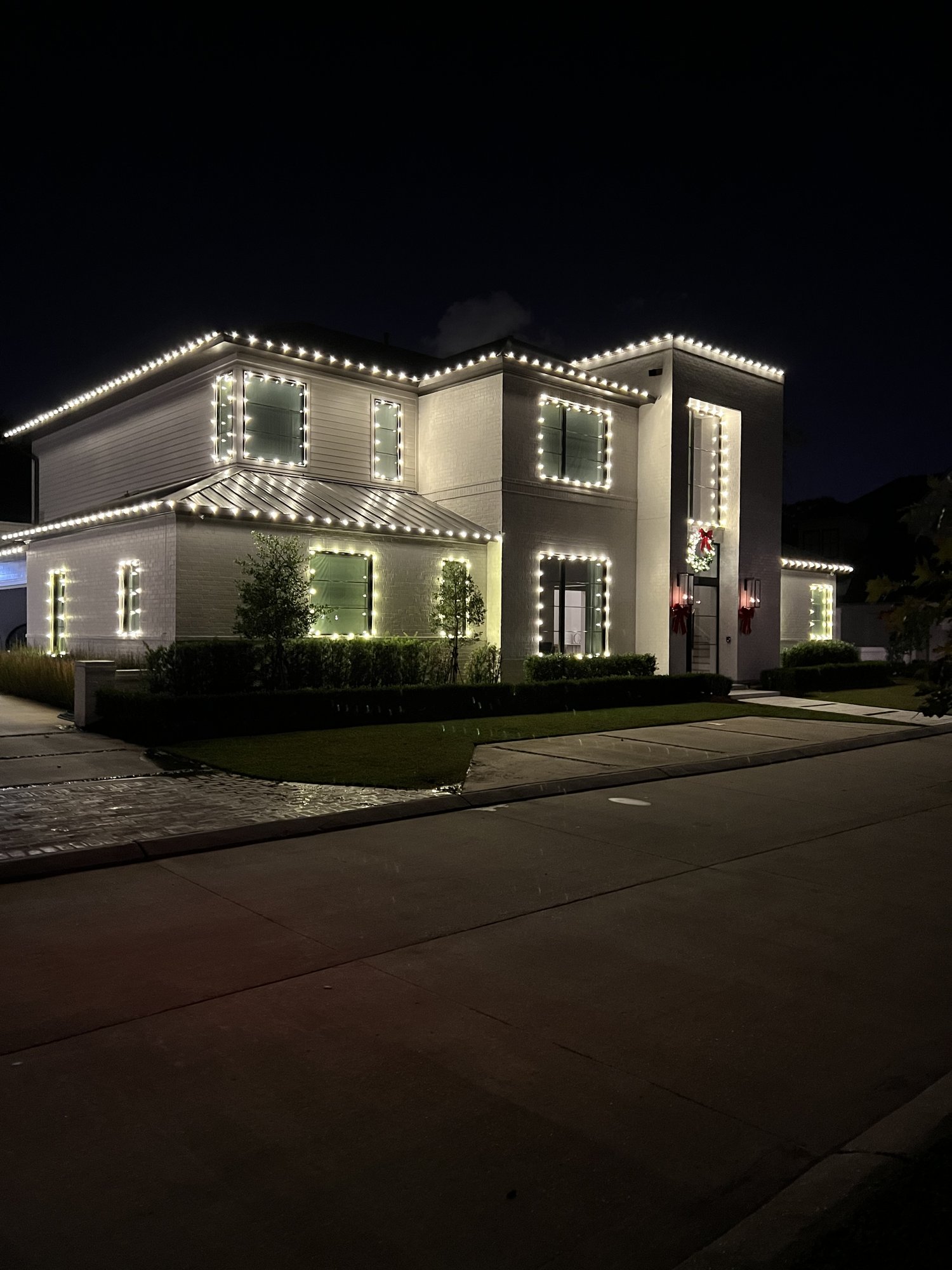 Custom Christmas Light Installation | Baton Rouge | Freedom Services ...