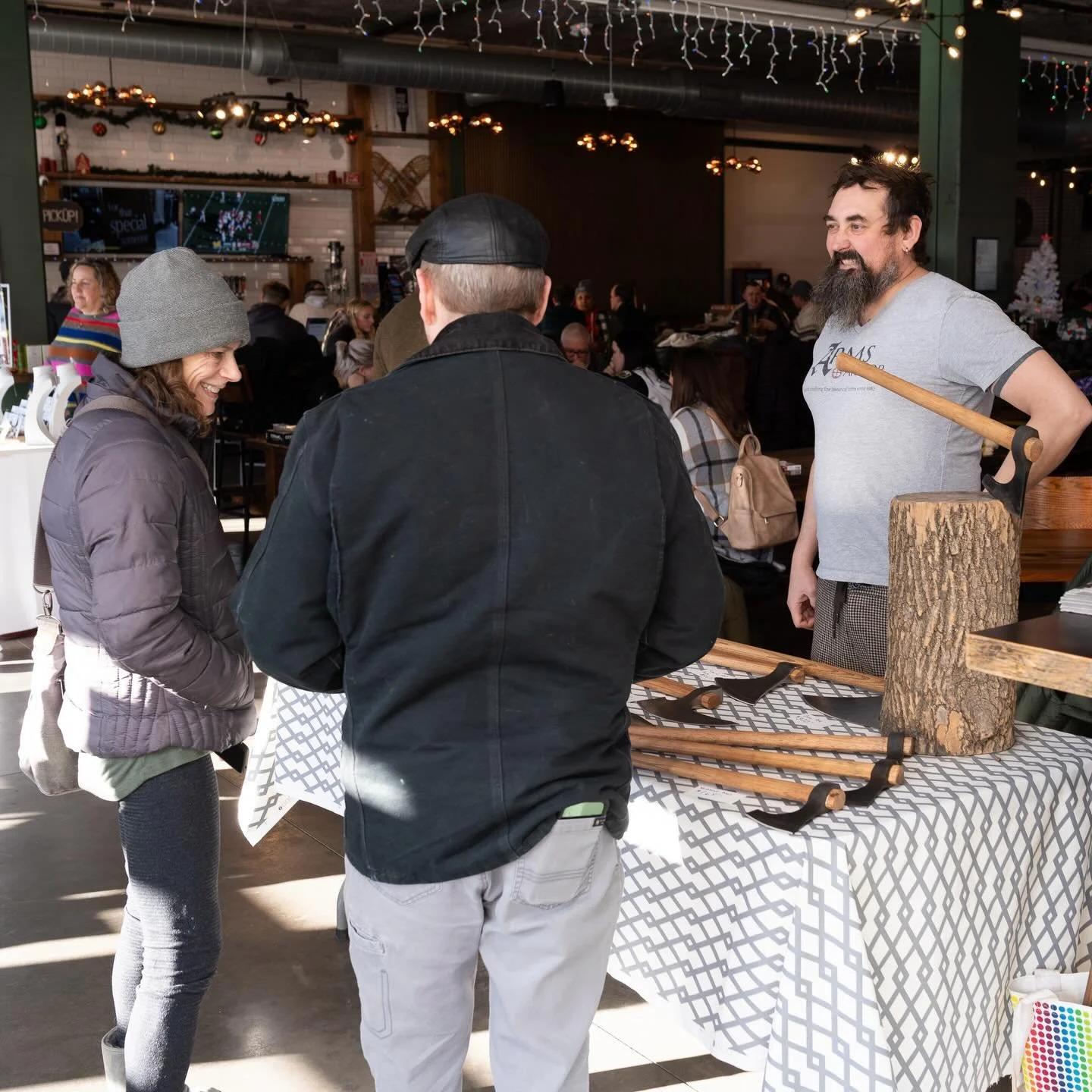 Small Business Saturday is more than a day &hearts;️ it&rsquo;s a reminder of the community we build when we choose local first. 

🎄Meet us @bruhavencraft, @wagnersgardencenters, @idscenter, and the @meetminneapolis visitor center! 🛍️Shop our @mspa