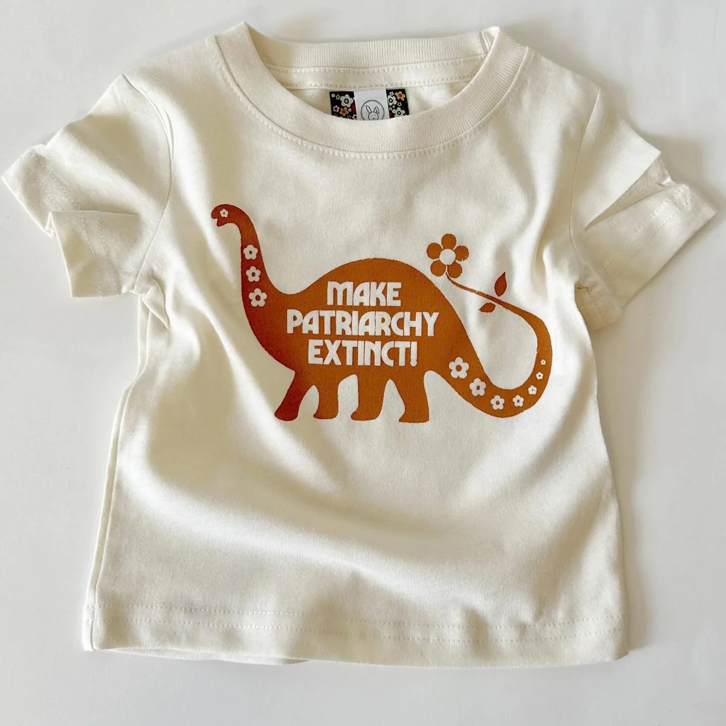 Your 🛒 has power.

Right now, 20% of online sales from our Minnesota Resistance collection are donated to @immigrantdefensenetwork &hearts;️ because supporting  makers and protecting our neighbors can (and should) happen at the same time.

Thoughtfu