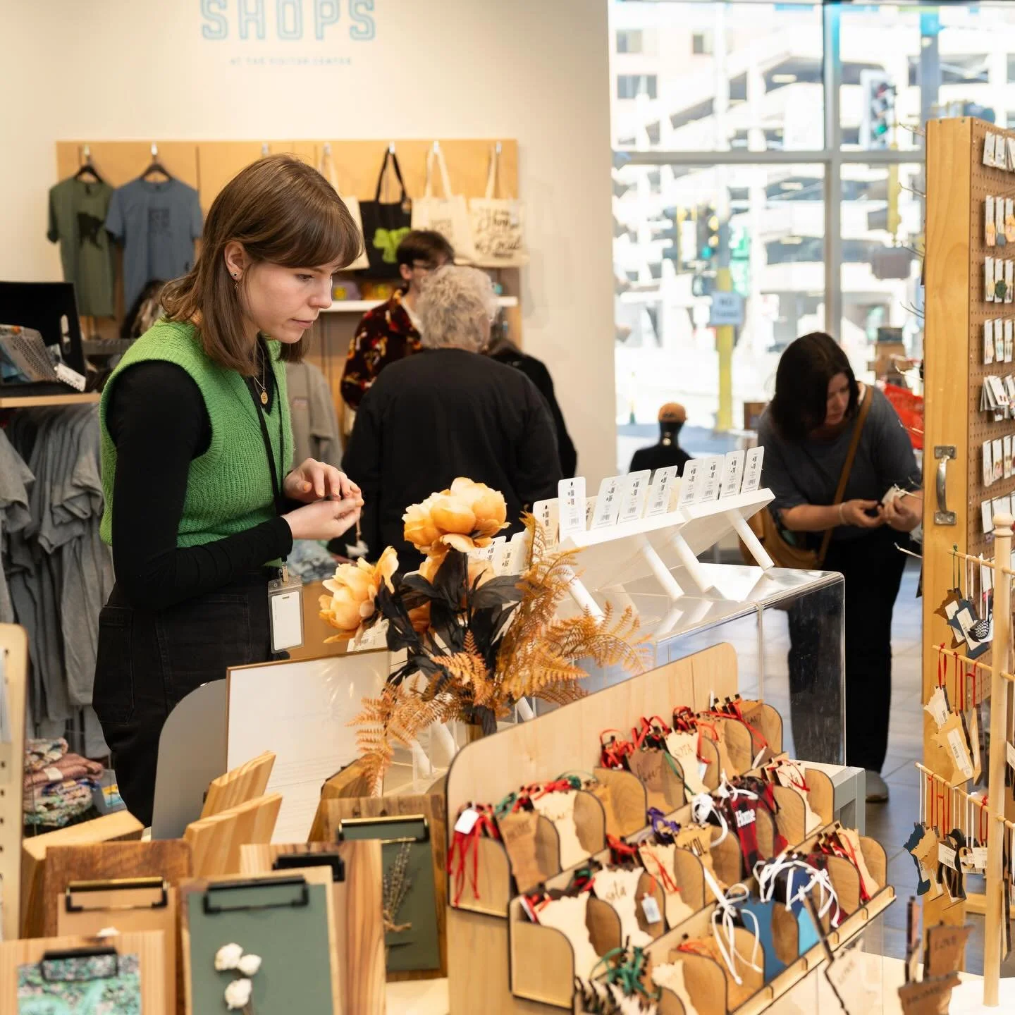 This Thursday support small businesses + meet the makers 🙌

Swing by The Shops @meetminneapolis from 11&ndash;2 and explore unique handmade goods you won&rsquo;t find anywhere else.

🎁 RSVP on now  for your chance to win a local gift basket!🏆 Winn