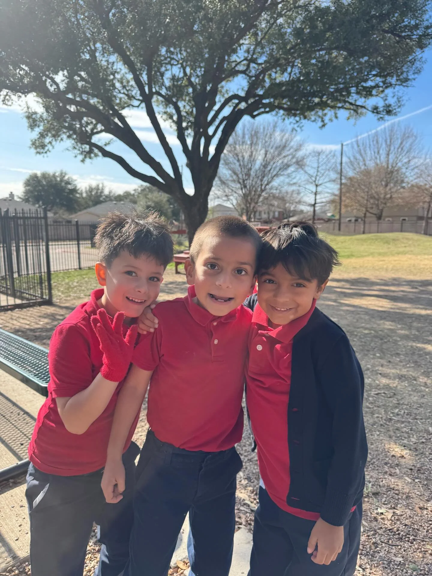 We&rsquo;re grateful for good weather and good friends at WDCS!☀️🩵