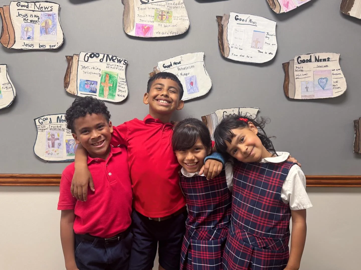 Happy Easter! He is risen! ✝️🤍🙌🏼