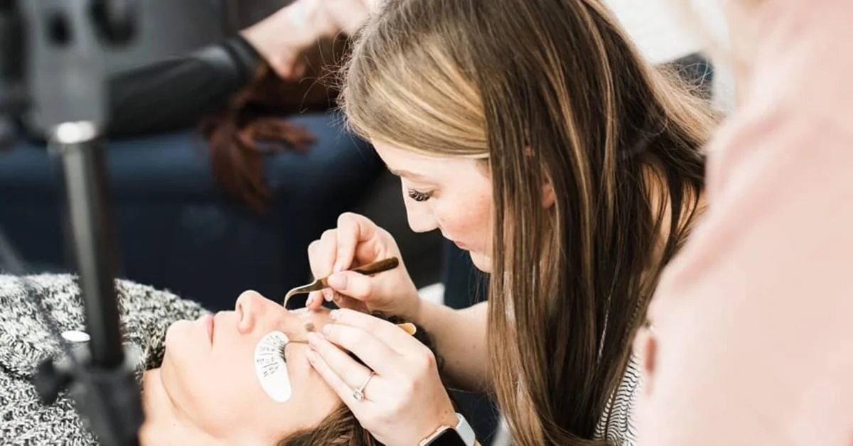 lash training courses.jpg