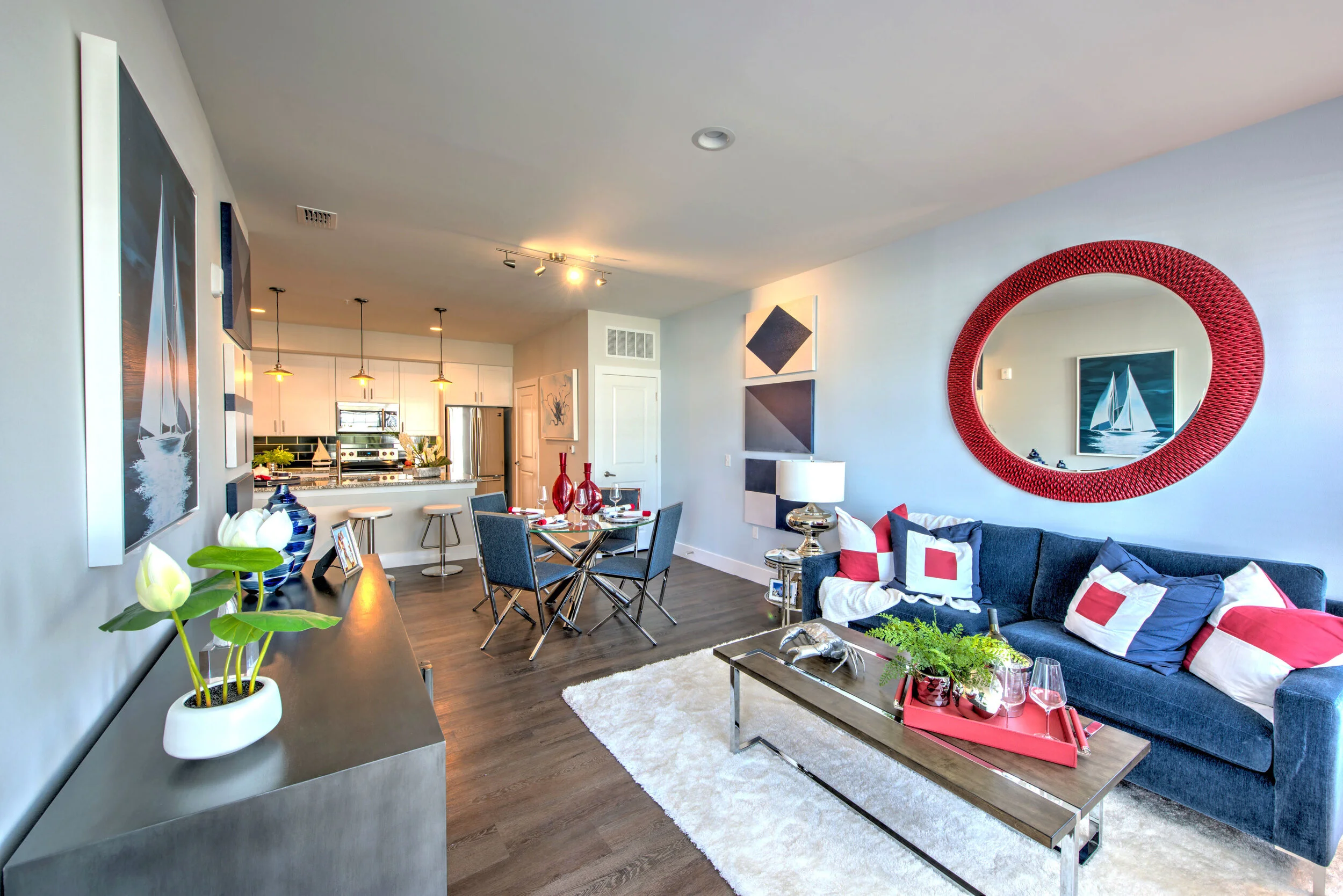 _AMP9918_19_20_21_22_Interior3.jpg