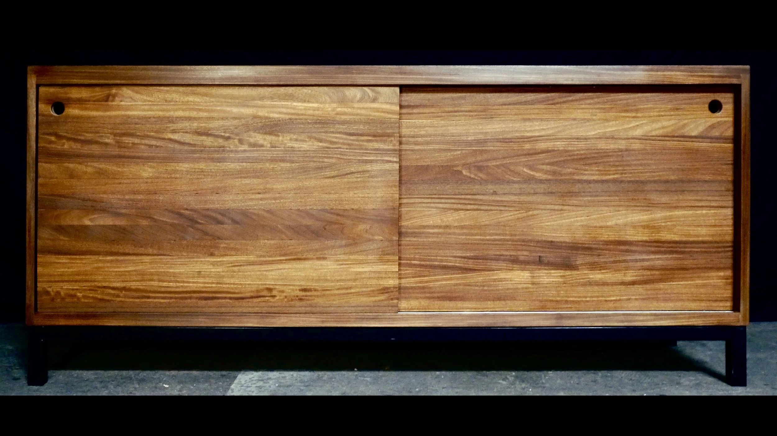 Credenza.jpg
