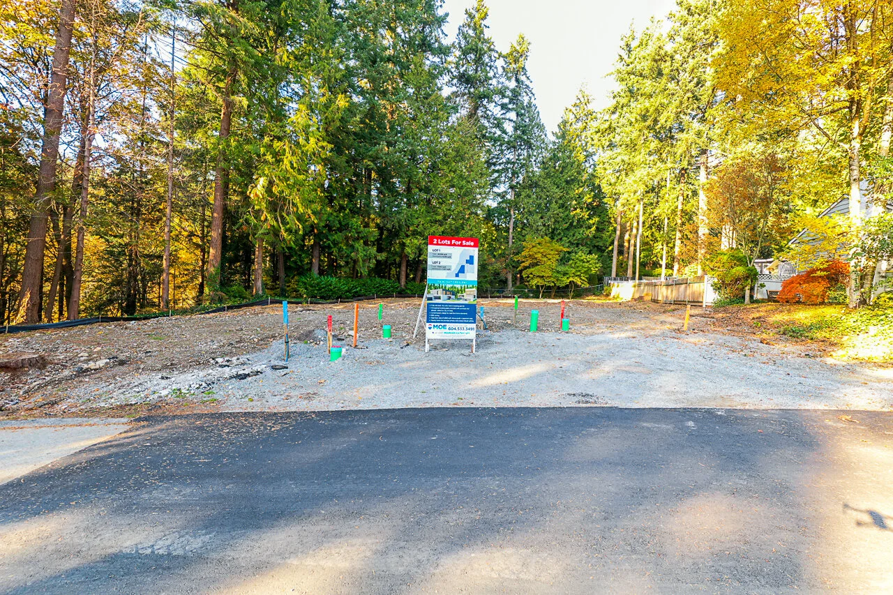 5667 Fairlight Crescent Delta-11.jpg