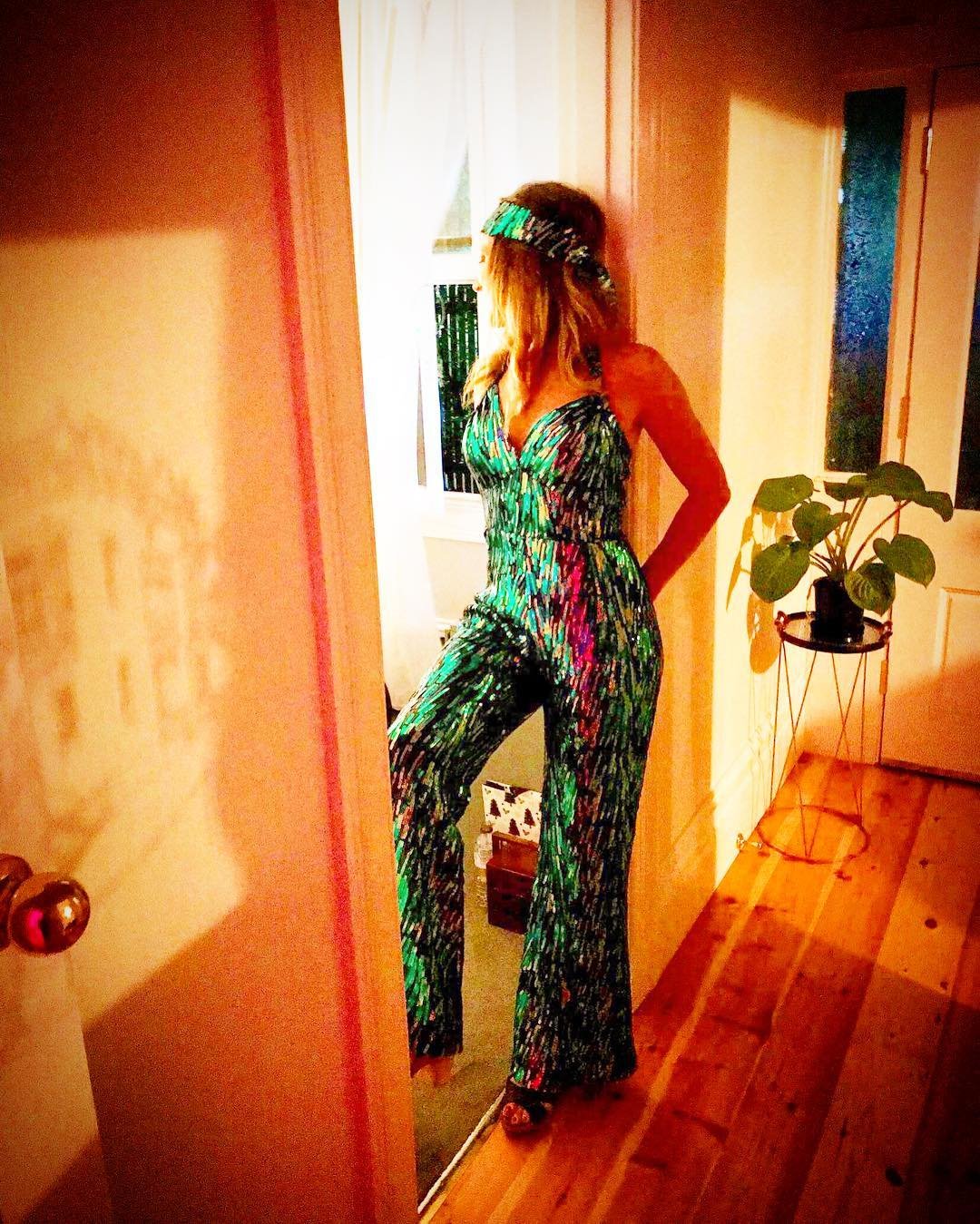 Flashback Thursday Gorgeous Girl @leahpooley in @imaginarium_costumes disco jumpsuit. 😍✨🙌
.
.
#disco #jumpsuit #catsuit #sequin #sequins #costume #partyoutfit #custommade #oneoff #unique #customdesign #costumes #sequinjumpsuit #beauty #glamour #spa