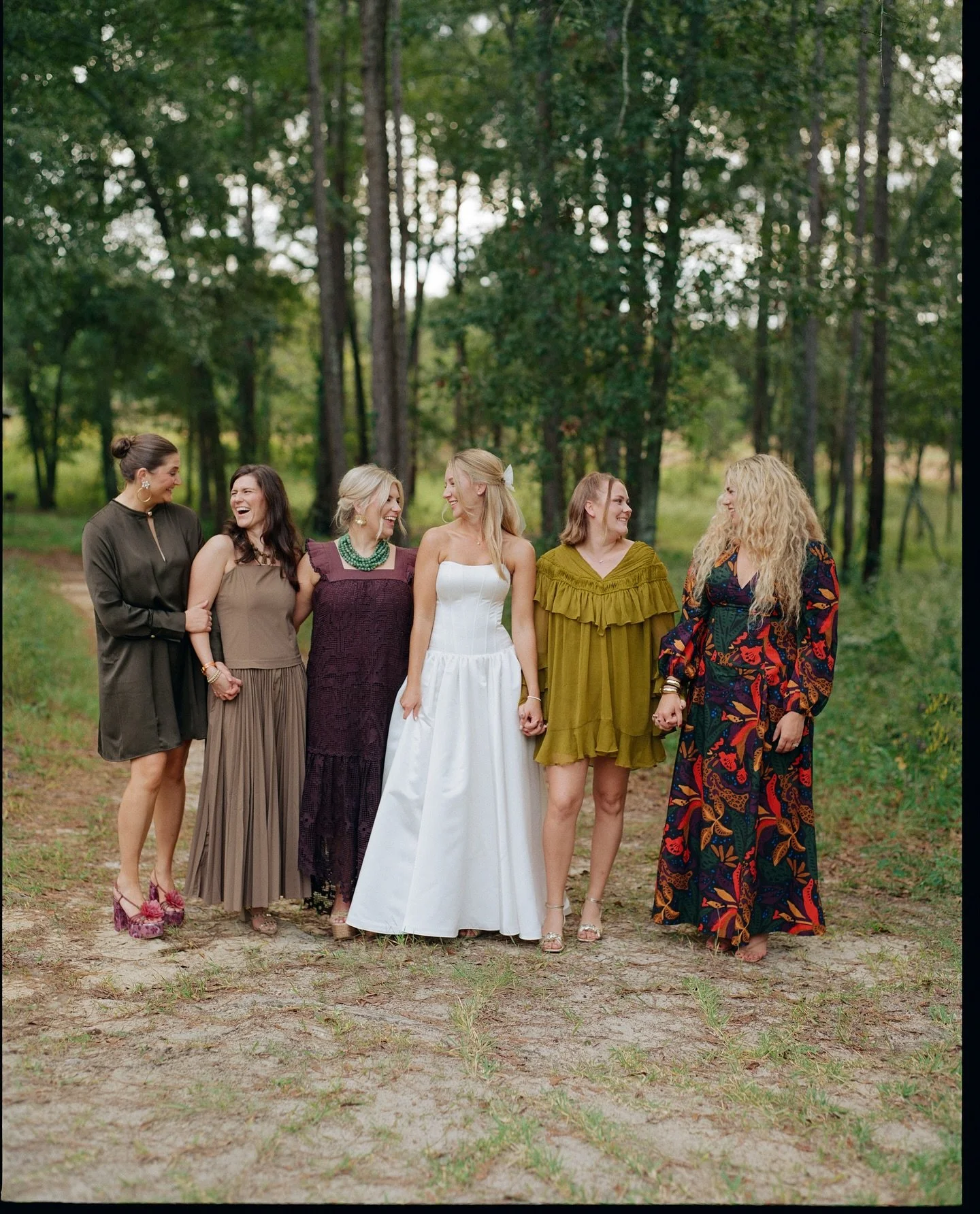 Bailey and Hunter&rsquo;s wedding reception on a perfect fall evening at home 🍎