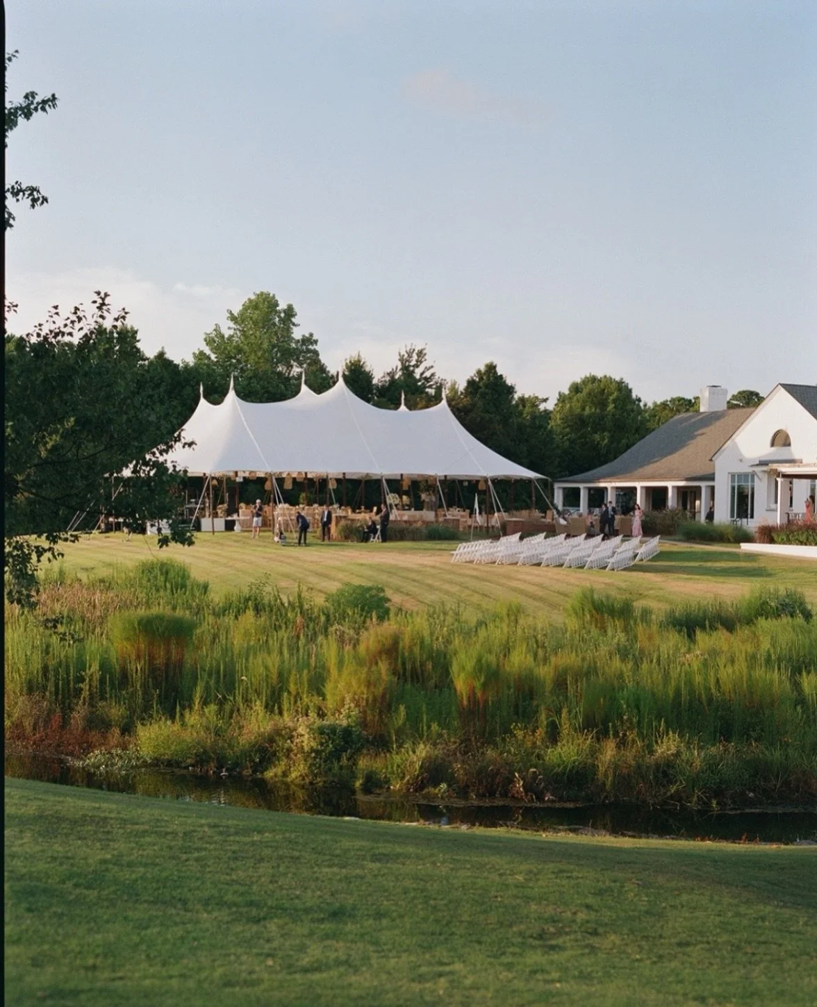 From cocktails and dinner to drinks and dancing!!
