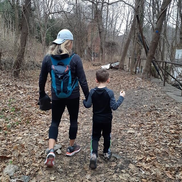A warm winter day is best spent in the woods. We love jumping on a train and exploring. 
#HarlemKid
#GetOutsideAndPlay
#HarlemCoach
#UARunning