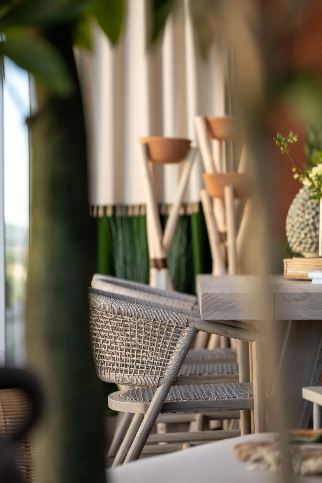 interior-and-exterior-designer-sarah-nicollier-table-chairs.jpeg