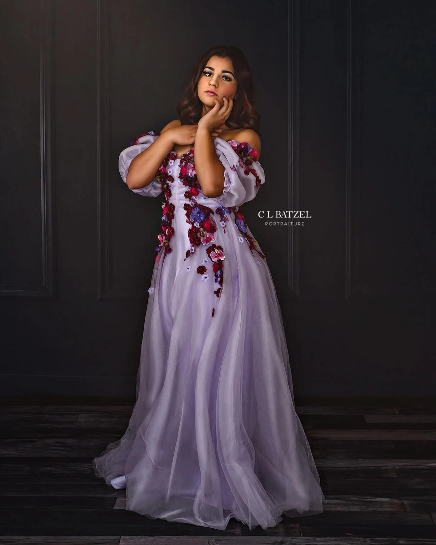 I told you her session was Ah-Mazing!! I can&rsquo;t get over how gorgeous this image of Madison is!! This one gets all the 😍😍😍

#fineart #fineartphotography #fineartphotographer #studiophotography #couturedress #couturephotography #isntshelovely 