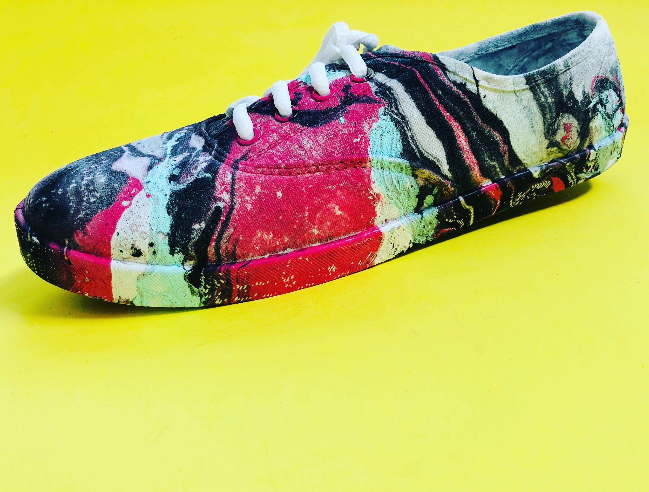 spray paint hydro dip shoes