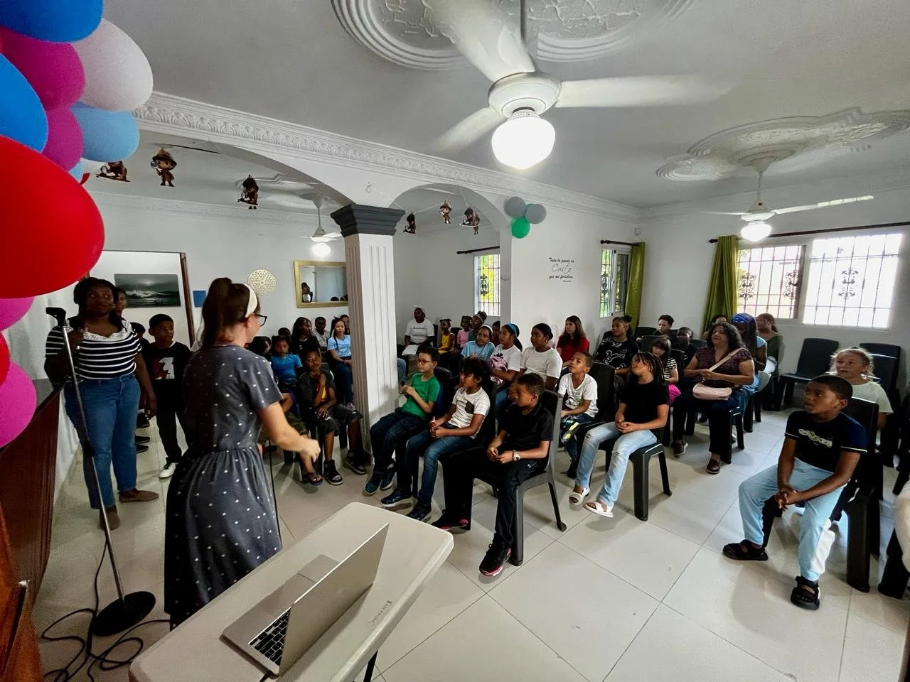 Iglesia Bautista Dios con Nosotros