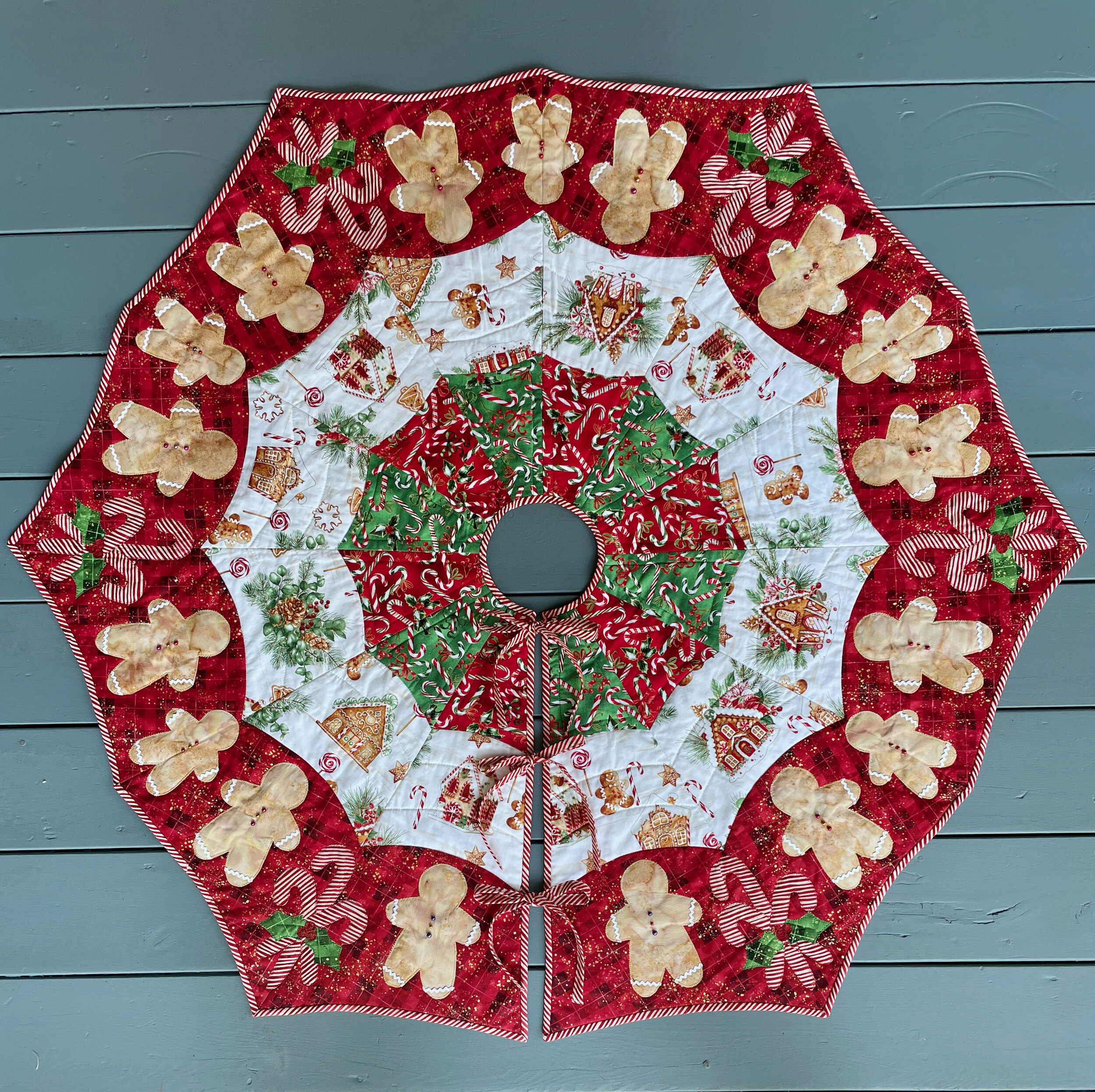 Gingerbread Delight ~ Mailed Pattern