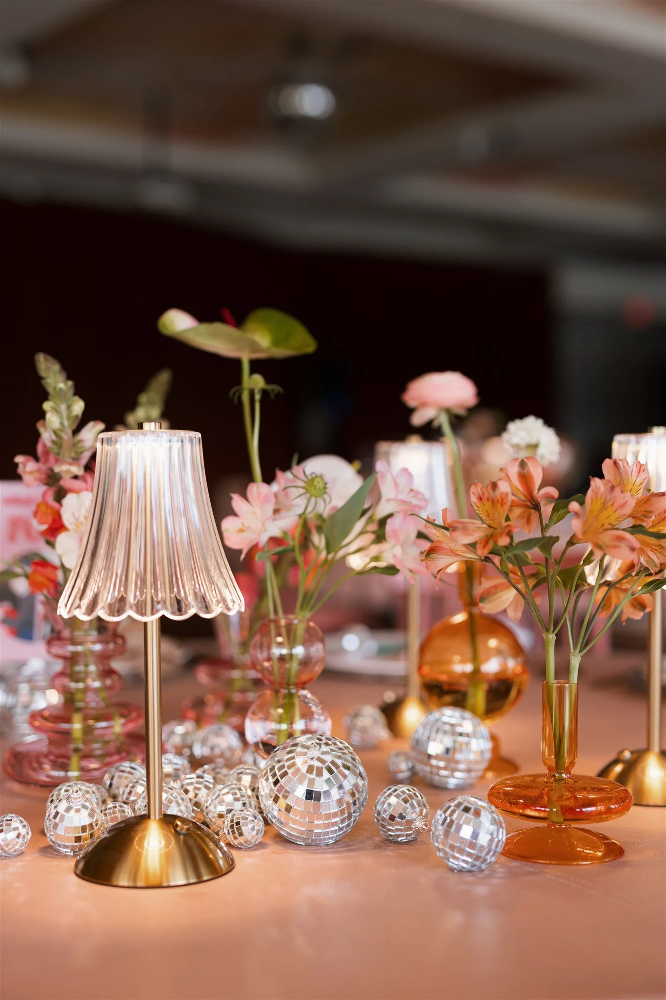 wedding tablescape for elopements with lamp and decorations