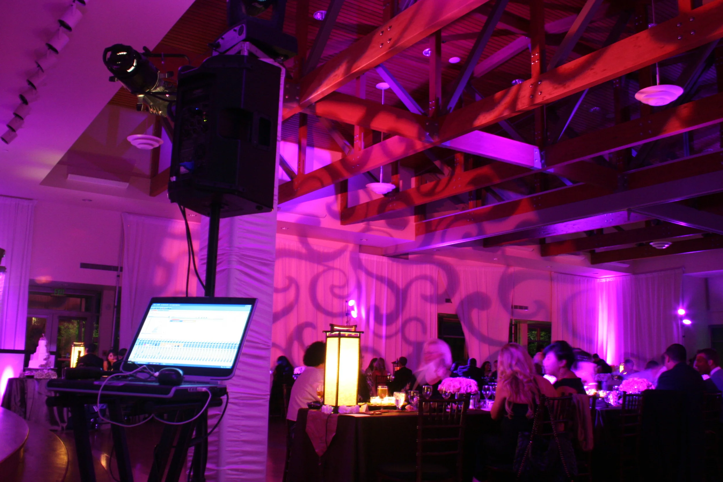 Uplighting with wall Design KempWedding.JPG