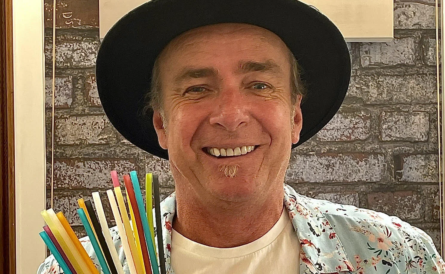 Glenn Dawson - Sucking up The Only Straw