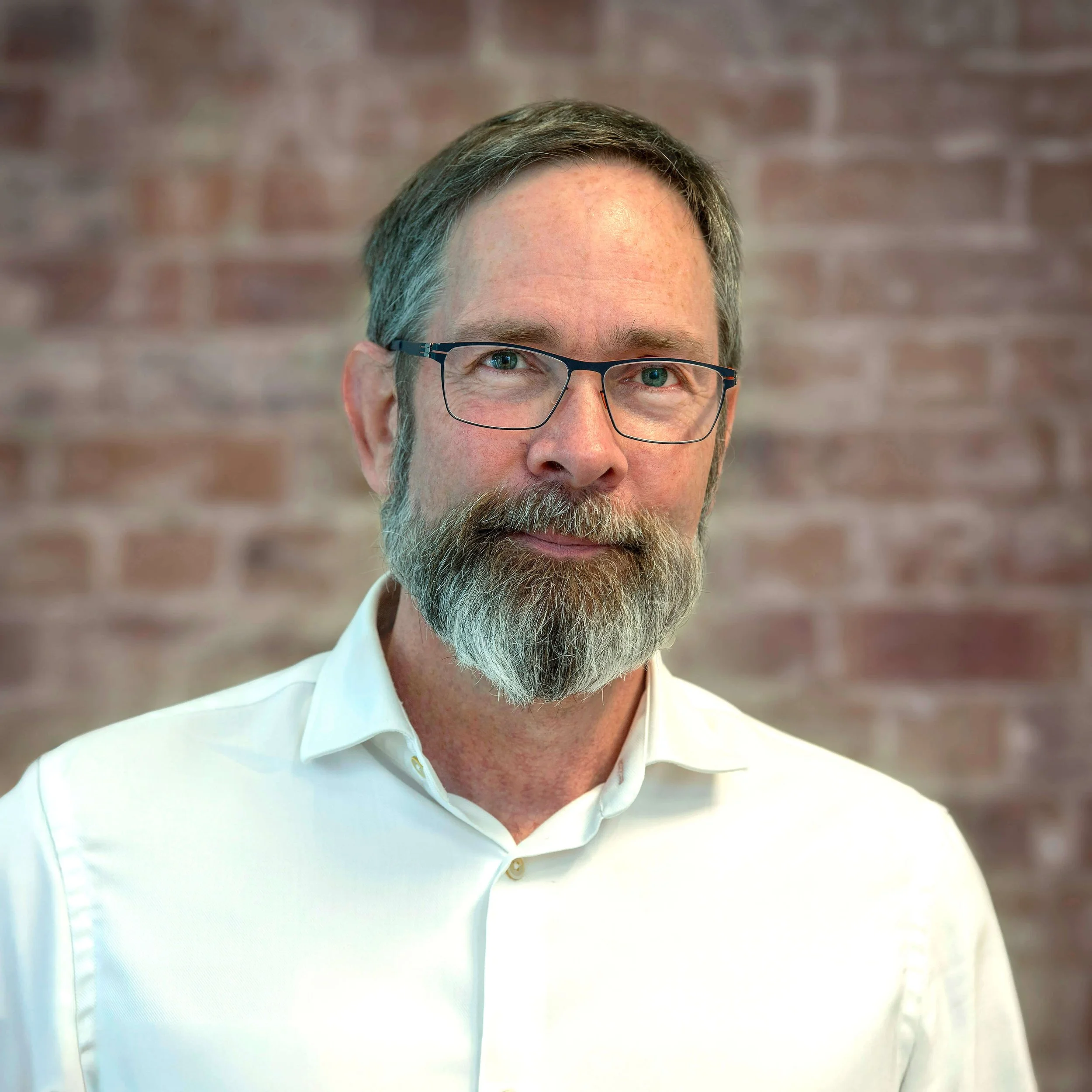 Dr Andrew Sneddon