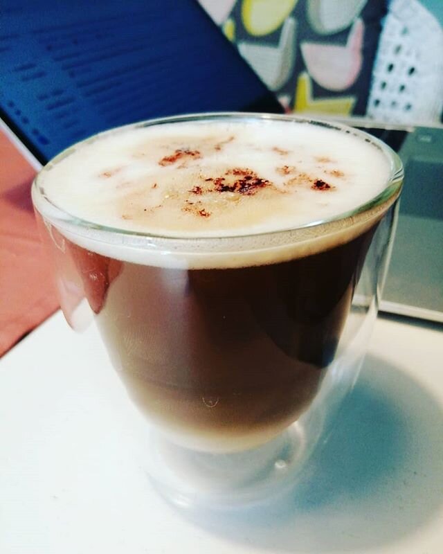 A rainy work day made bearable with beautiful coffee by @melitta_uk ☕👌 #workingfromhome #workfromhome #stayhome #coffee #coffeemachine #melitta #melittacoffee #melittacoffeemachine #freelancemarketing #freelancerlife #freelancer #nationalfreelancers