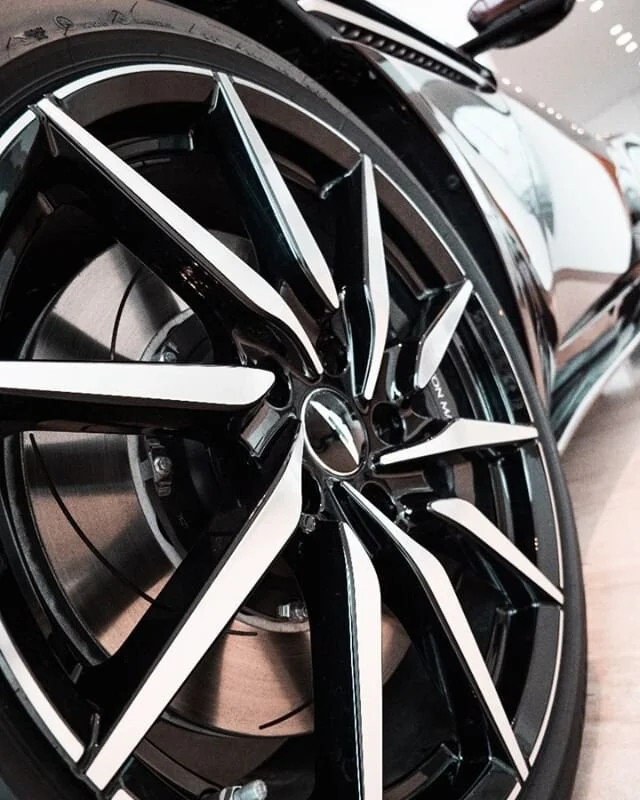 Aston Martin DB11
_
#pixelsfilms #astonmartindb11 #astonmartinlagonda