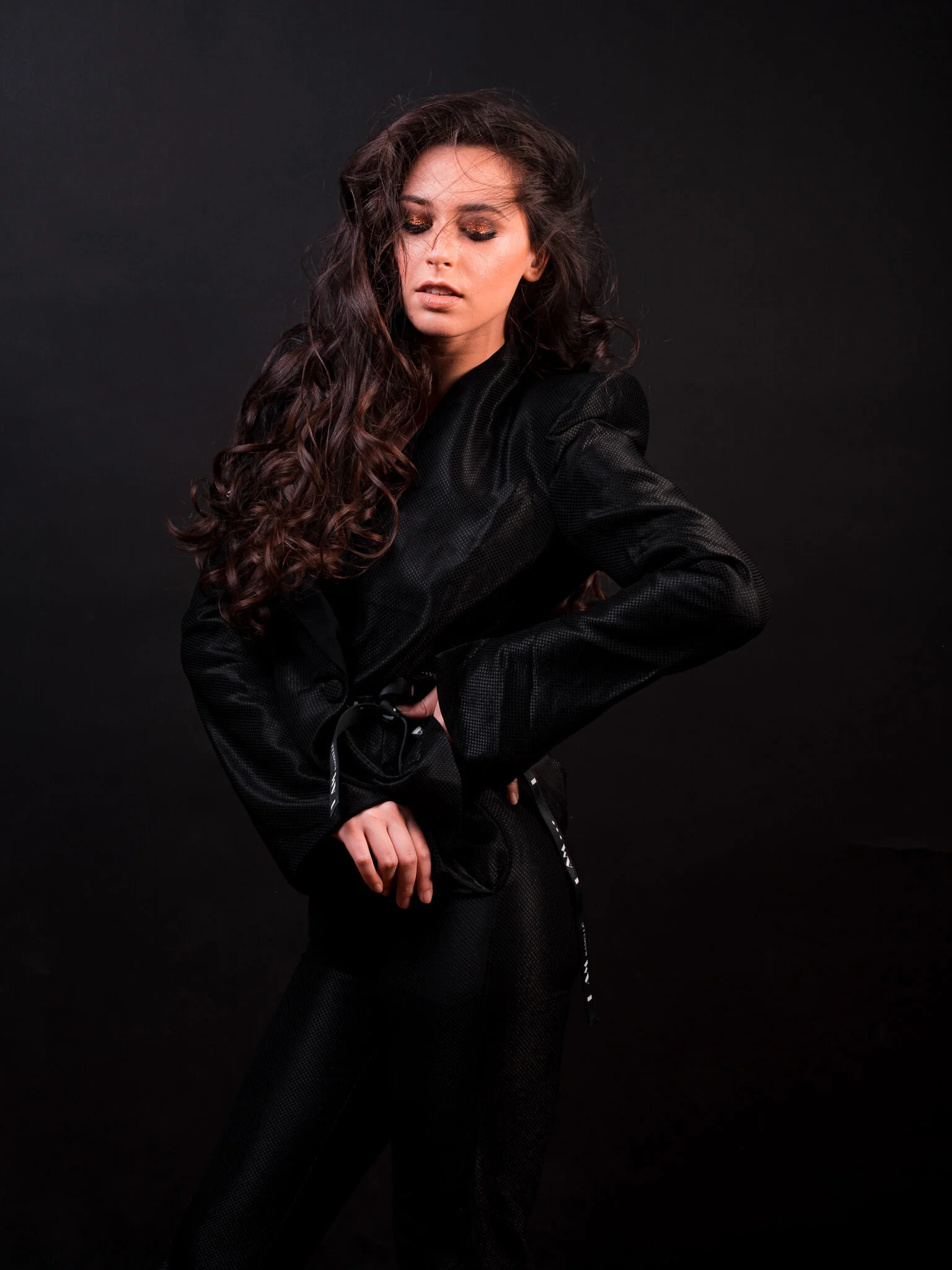 fotorgaf profesionist fotografie in studio25.jpg
