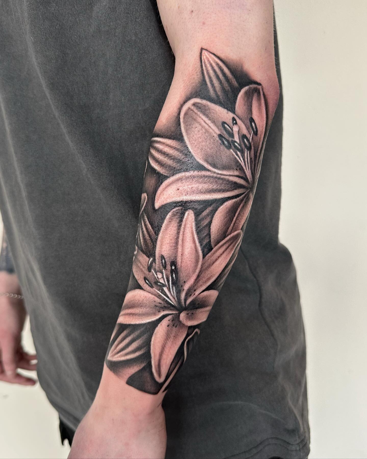 Full forearm made today for Yvette, done in 6hrs&hellip;