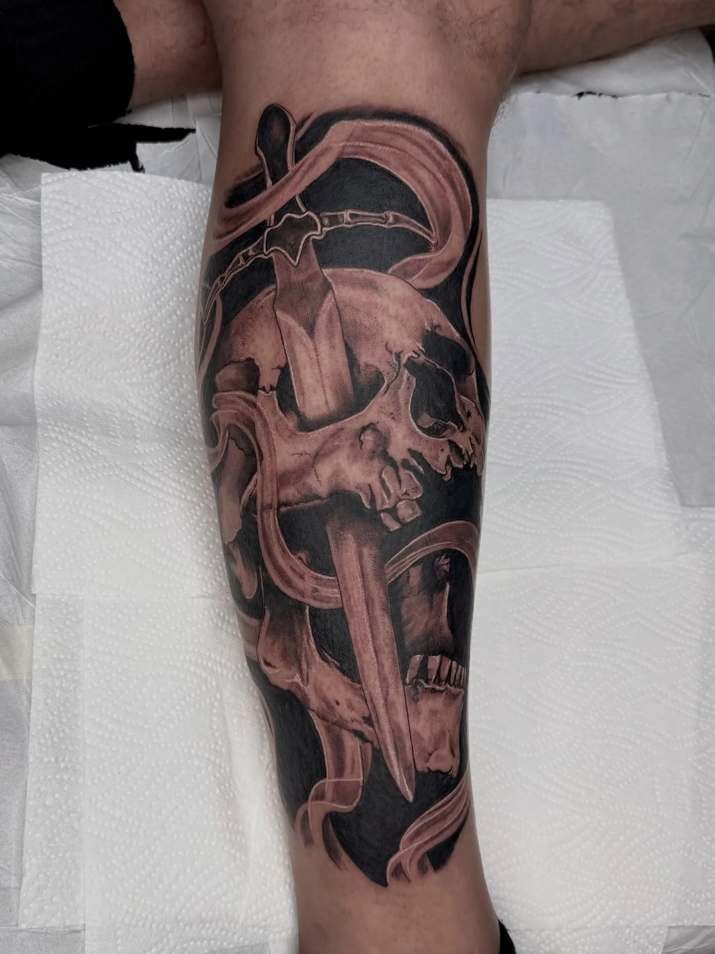Start of a big leg project on Jamie 👌

Thanks so much as always for the trust pal. Looking forward to adding more to this! 

&bull;&bull;&bull;&bull;&bull;&bull;&bull;&bull;&bull;&bull;&bull;&bull;&bull;&bull;&bull;&bull;&bull;&bull;&bull;&bull;&bul