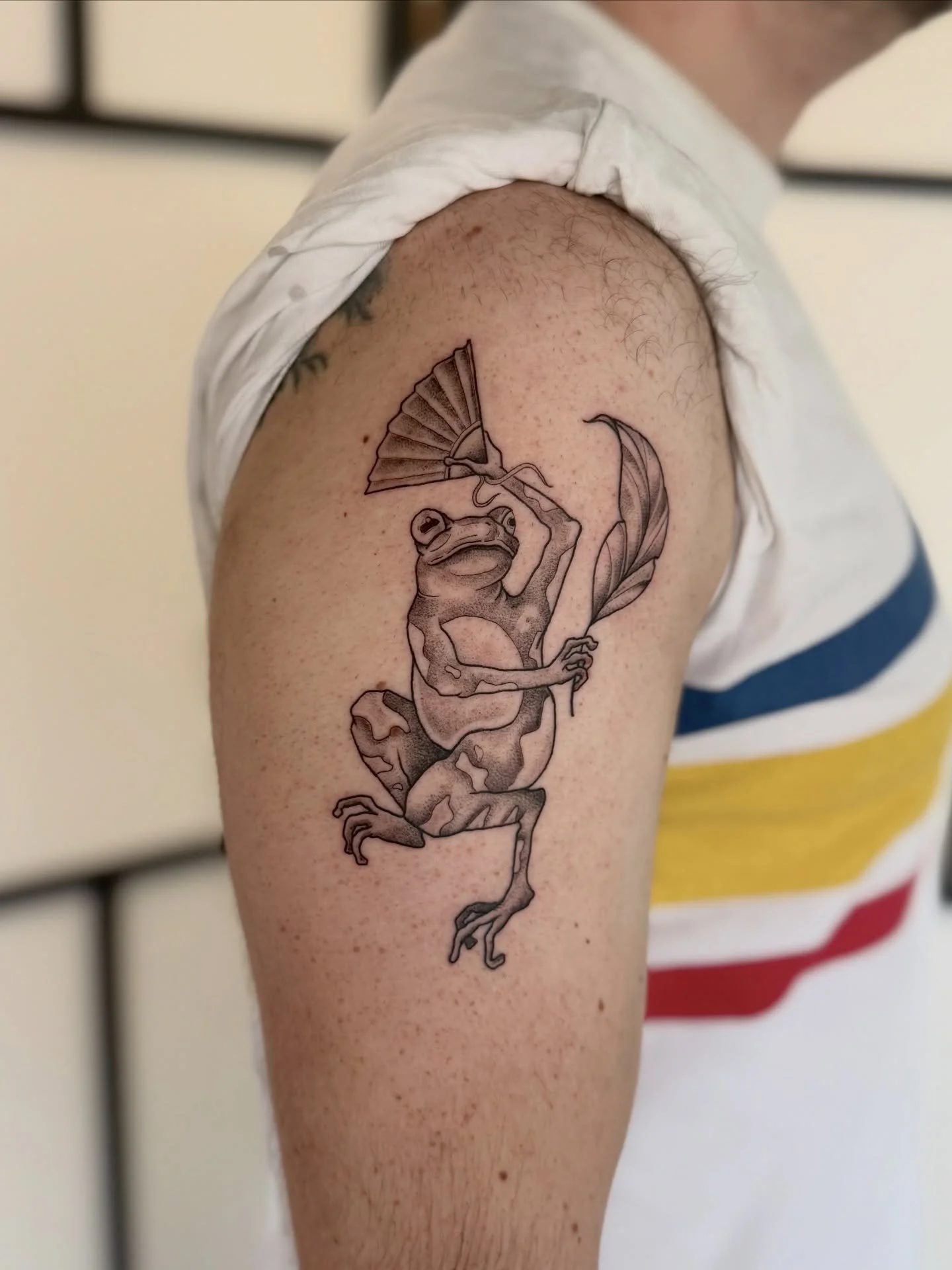 One from my flash designs for Tom.
Thanks so much bud 👌🏼

&bull;&bull;&bull;&bull;&bull;&bull;&bull;&bull;&bull;&bull;&bull;&bull;&bull;&bull;&bull;&bull;&bull;&bull;&bull;&bull;&bull;&bull;&bull;&bull;&bull;&bull;&bull;&bull;

#tattoo #tattoomanch