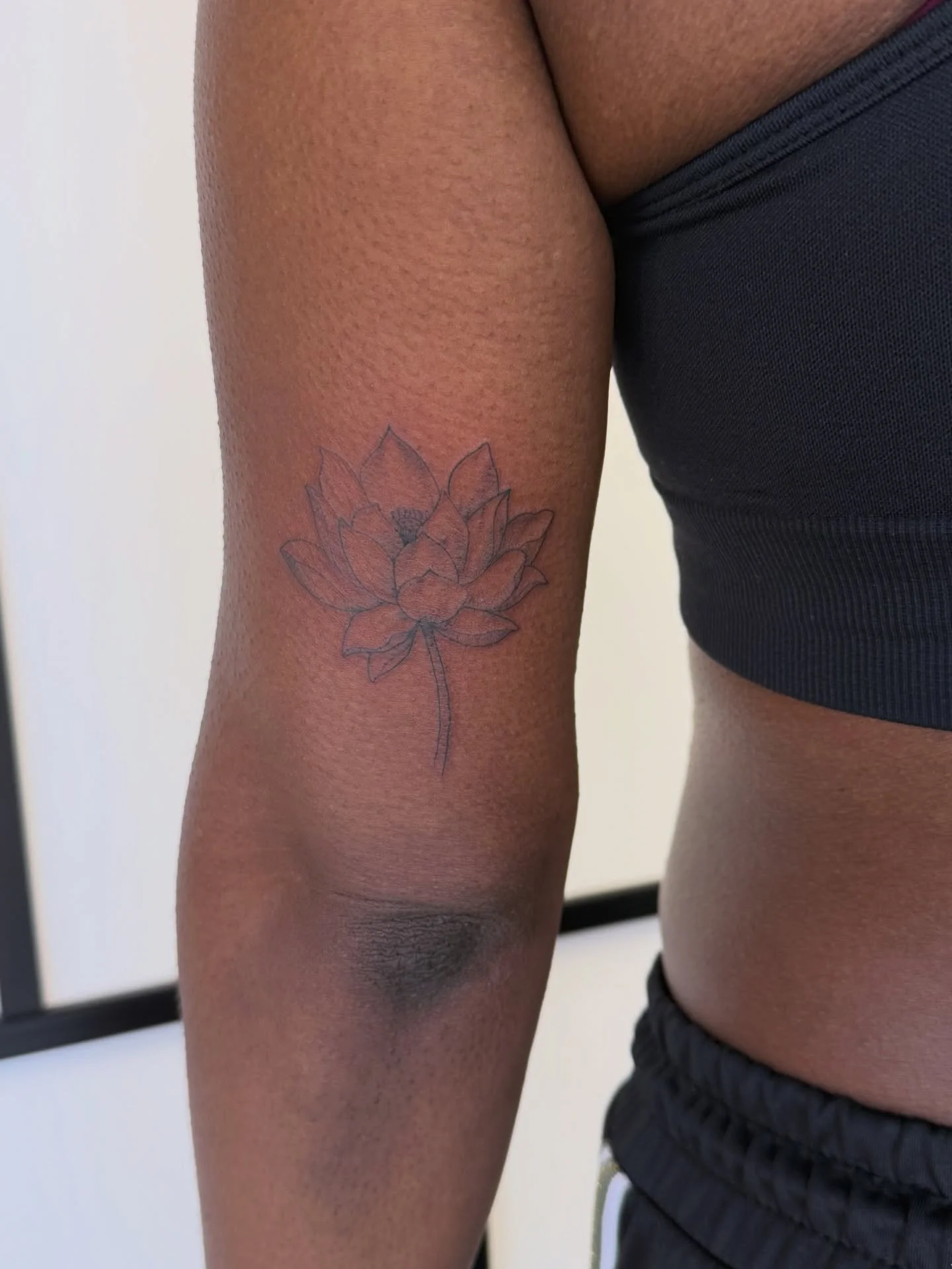 Lotus made for Hayley! Thanks so much pal! 

&bull;&bull;&bull;&bull;&bull;&bull;&bull;&bull;&bull;&bull;&bull;&bull;&bull;&bull;&bull;&bull;&bull;&bull;&bull;&bull;&bull;&bull;&bull;&bull;&bull;

#tattoo #tattoomanchester #manchestertattoo #ink #urm