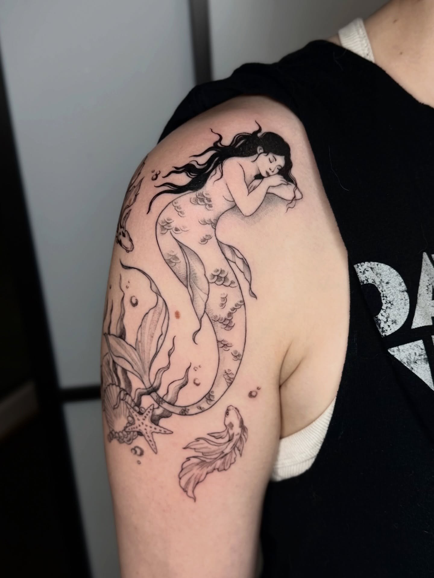 Updated Erin&rsquo;s mermaid and added in a few extra fishy details 👌thanks pal! 

&bull;&bull;&bull;&bull;&bull;&bull;&bull;&bull;&bull;&bull;&bull;&bull;&bull;&bull;&bull;&bull;&bull;&bull;&bull;&bull;&bull;&bull;&bull;

#tattoomanchester #manches