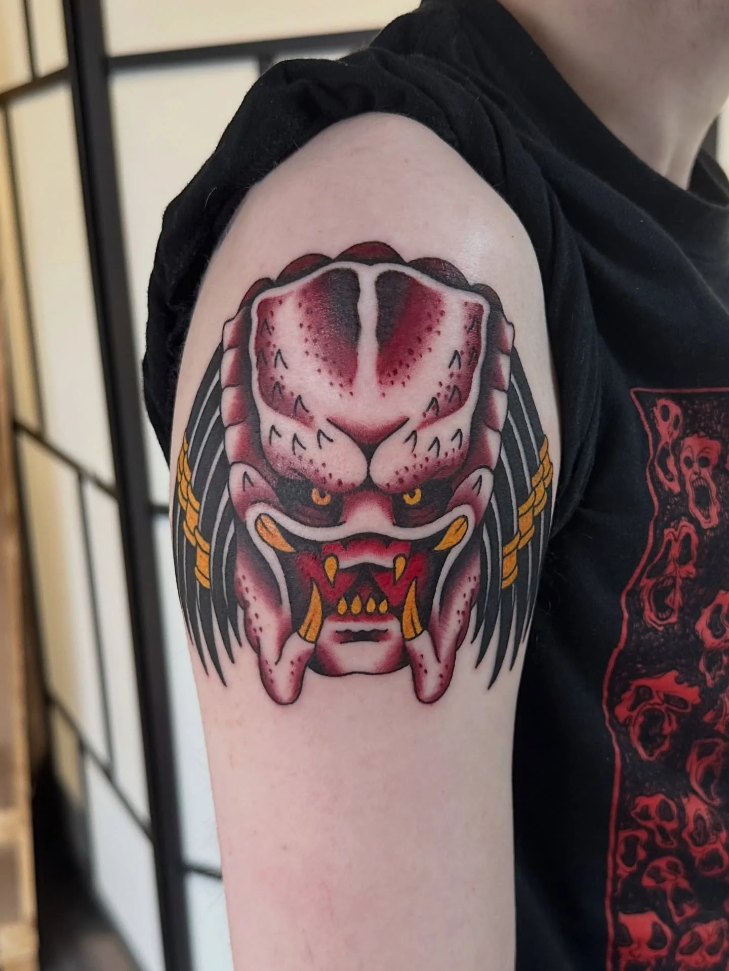 Predator! Made by @almondtattoos
.
.
.
.
.
#predatortattoo #tattoos #manchestertattoo #tradtattoo #traditionaltattoo