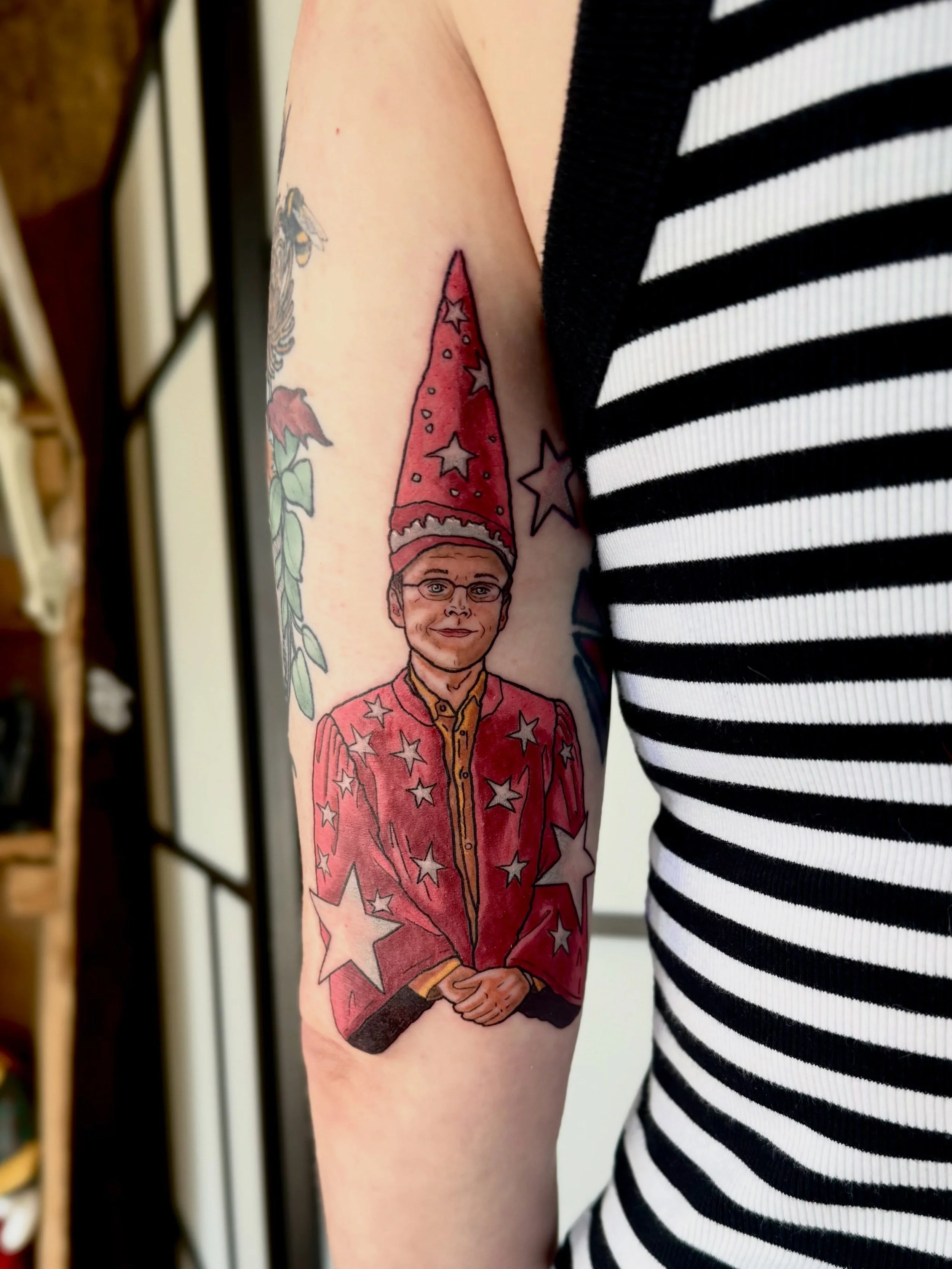 Giles in his wizard fit AND Spike in one day! Are you kidding me. 

Absolute dream! Thank you Tess!! 

Please let me do more Buffy tattoos guys i BEG you!!! 🙏🏼

&bull;&bull;&bull;&bull;&bull;&bull;&bull;&bull;&bull;&bull;&bull;&bull;&bull;&bull;&bu