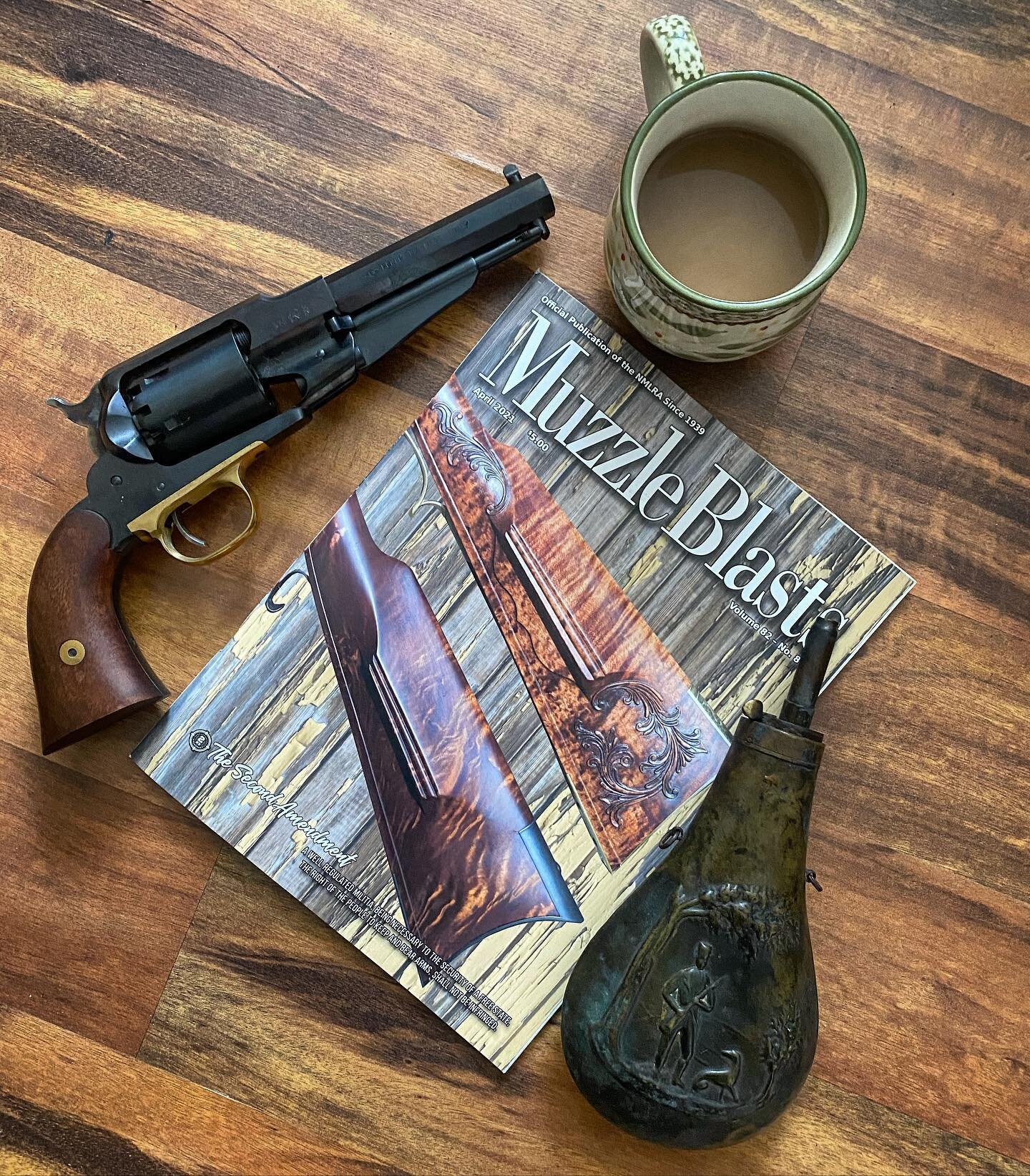 Getting the day started the Muzzle Blasts way. #wheelgunwednesday 

.44 cal Pietta Remington 1858 New Model Army, Sheriff Model
Cup of coffee 
April 2021 Muzzle Blasts 
Original Brass Powder Flask 

#muzzleblasts #blackpowder #44cal #revolver #wheelg