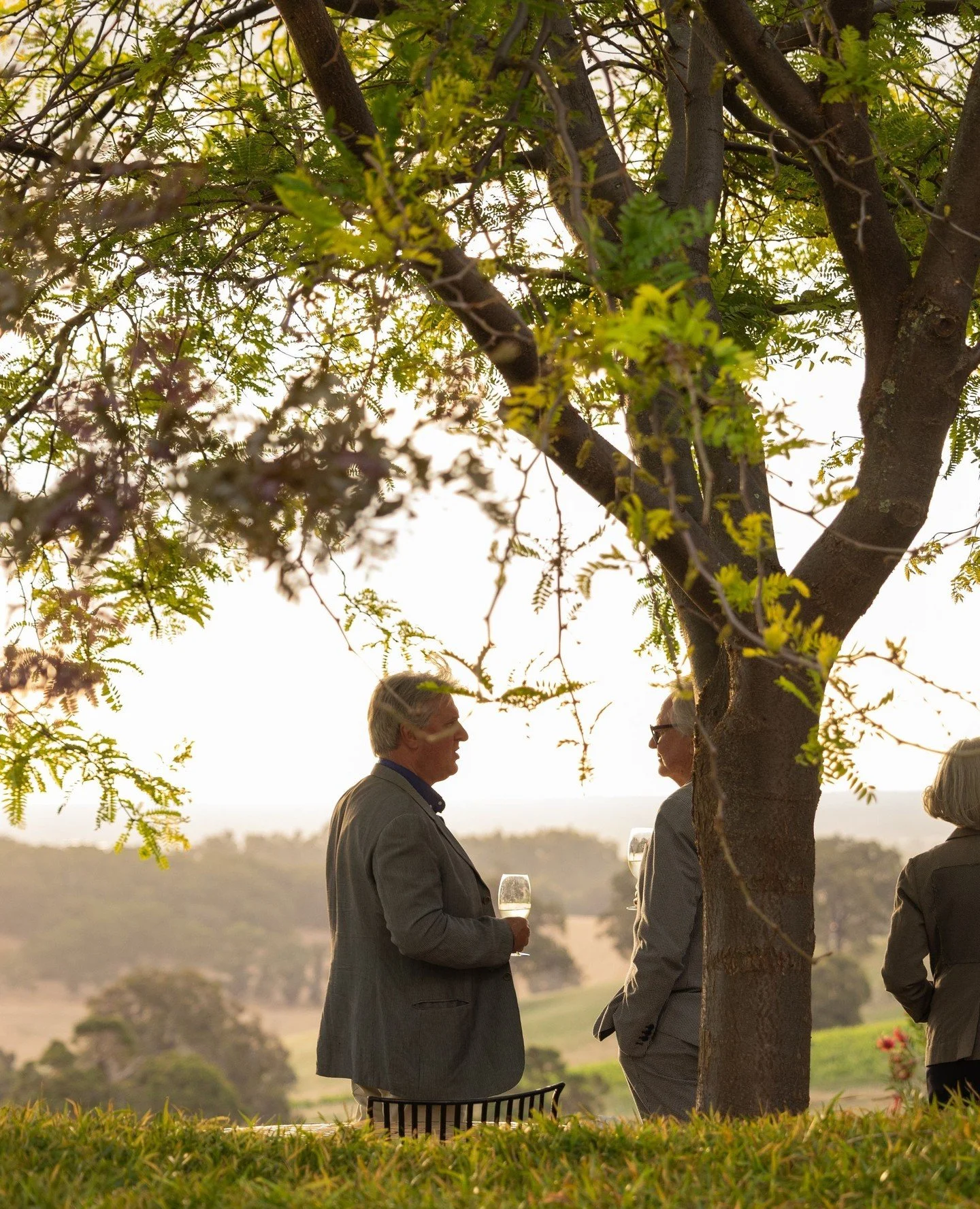 Kick starting the week the right way...Happy Monday Everyone🍷⁠
⁠
.⁠
.⁠
.⁠
.⁠
.⁠
#greendoorwines #fergusonvalley #cellardoor #australiawine #winetasting #wawine #visitwa #boutiquewinery #winterwinedays #ros&eacute;season #redwineweather #winewithavie