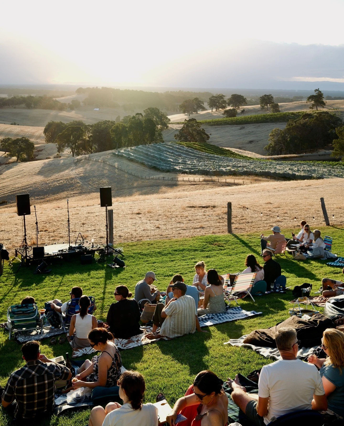 Throwback to Valentine's Day when we were graced with the soulful sounds of @lauralucas and @rileypearcemusic 🎶⁠
⁠
Thank you to those who come along, it was a spectacular evening and we can't wait to host another 💌⁠
⁠
.⁠
.⁠
.⁠
.⁠
⁠
#greendoorwines 