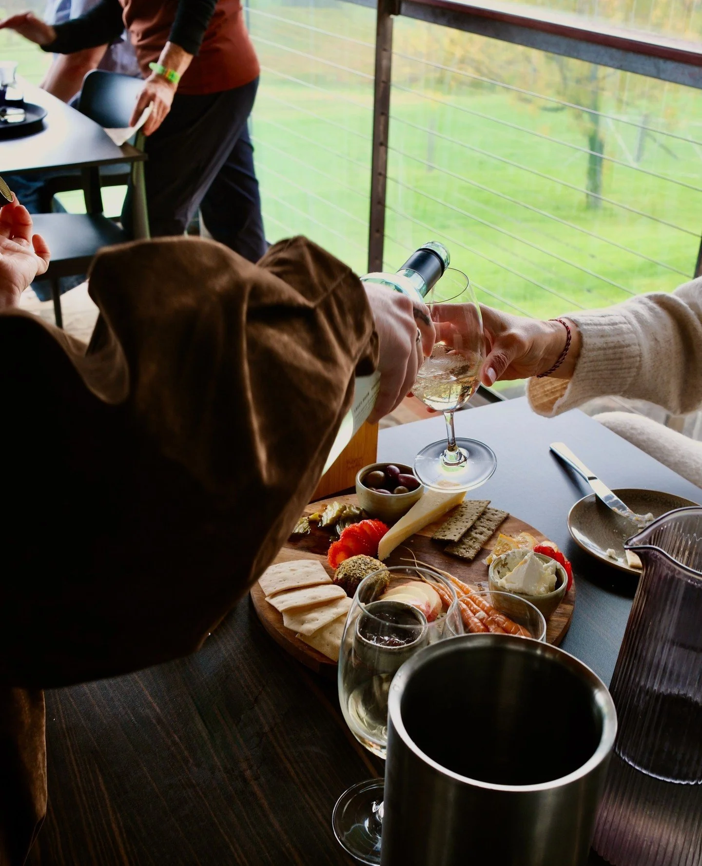 Lunch V I B E Z! ⁠
⁠
This weather is perfect for lazy sipping and grazing. Call ahead so we can save you a spot...⁠
.⁠
.⁠
.⁠
.⁠
.⁠
#greendoorwines #fergusonvalley #discoverfergusonvalley #bungeo #bunburygeographe #winemakersofgeographe #geographewine