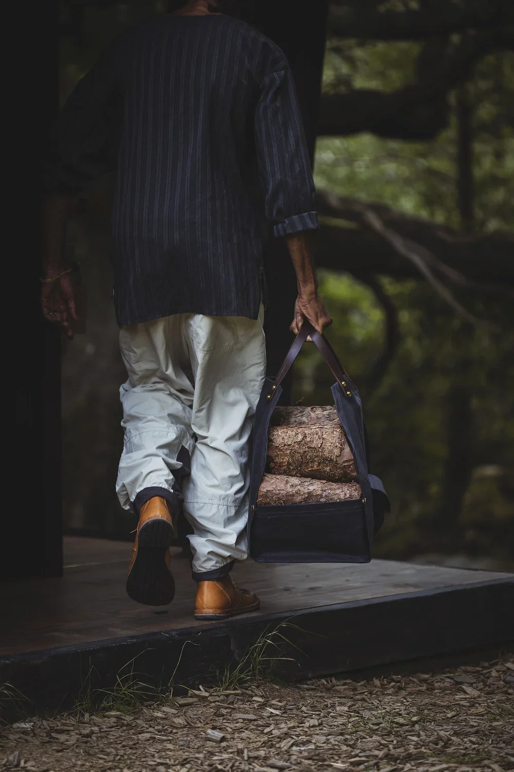 Heather_Birnie_Heartwood_Saunas_Log_Bag_Whisks_005_web.webp