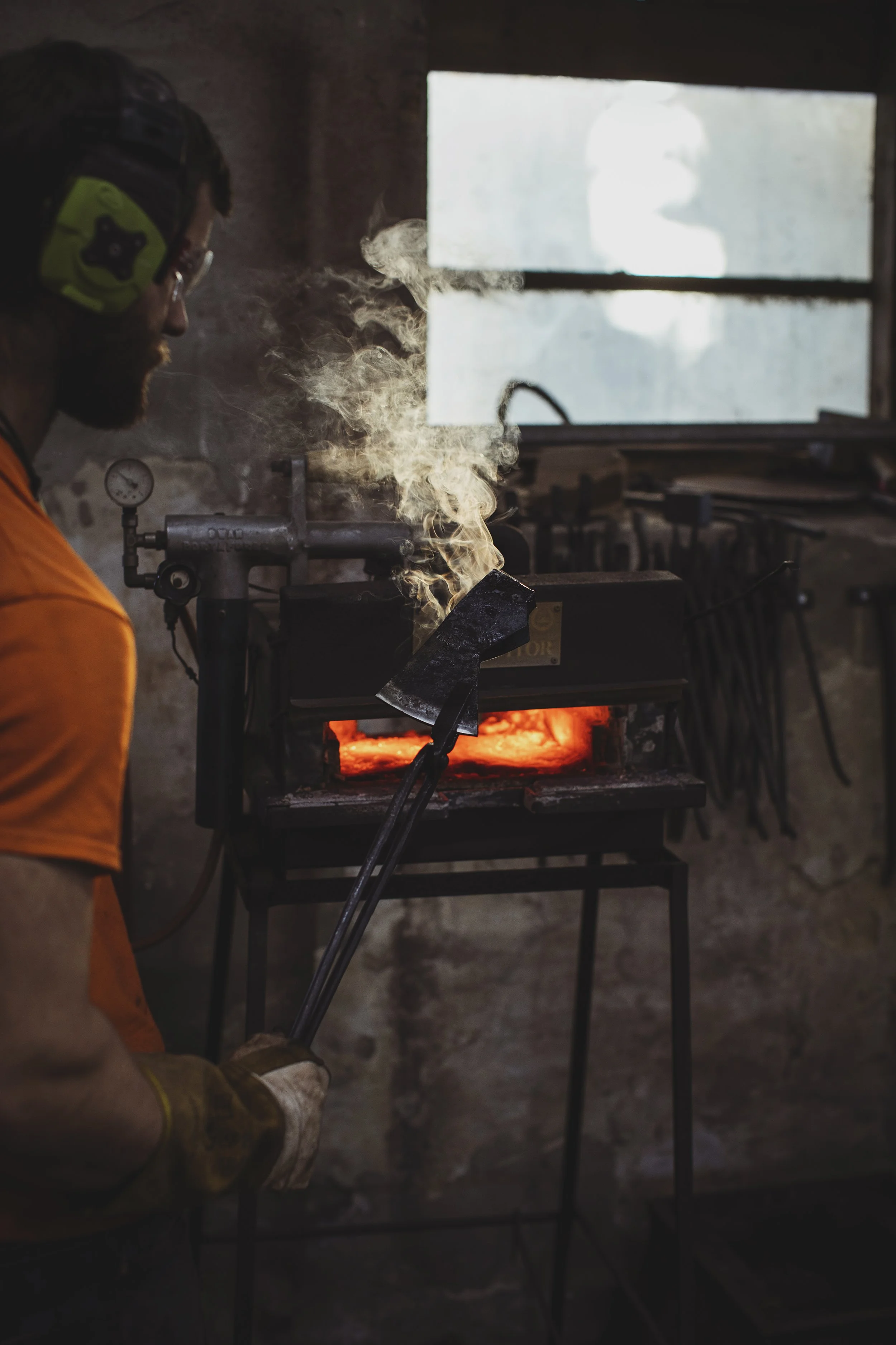 Heather_Birnie_Heartwood_Saunas_Thorn_Wood_Forge_Axes_111 (1).jpg