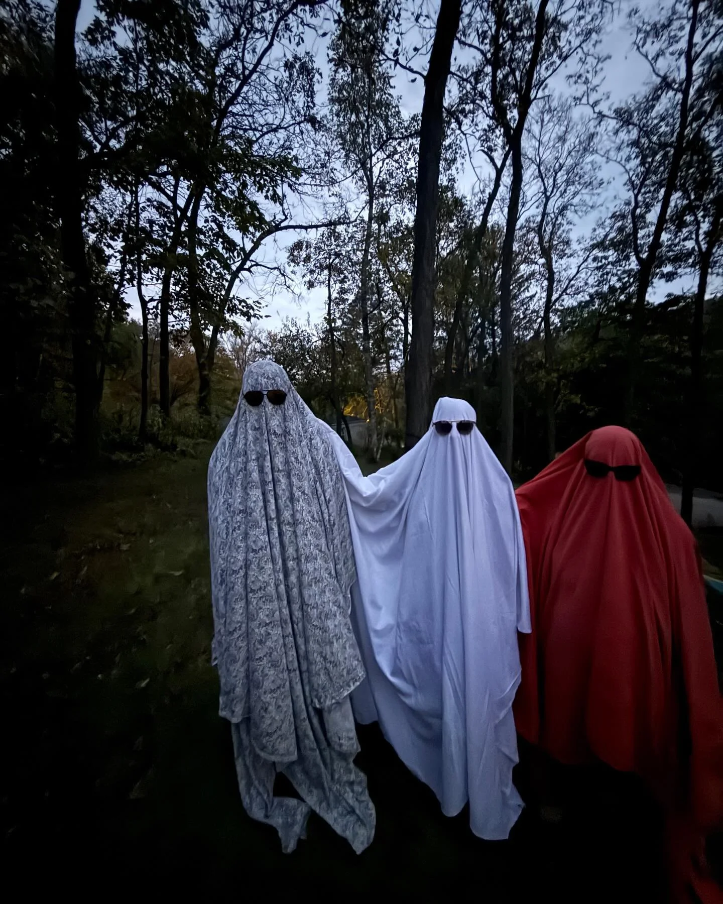 Ready to welcome the dark, moody, playful and magical vibes of the season? 👻 Invite your witches and ghoul friends to any (or all) of our upcoming themed classes and book your spots today! Themed attire is encouraged but never required.
10/25 Satur