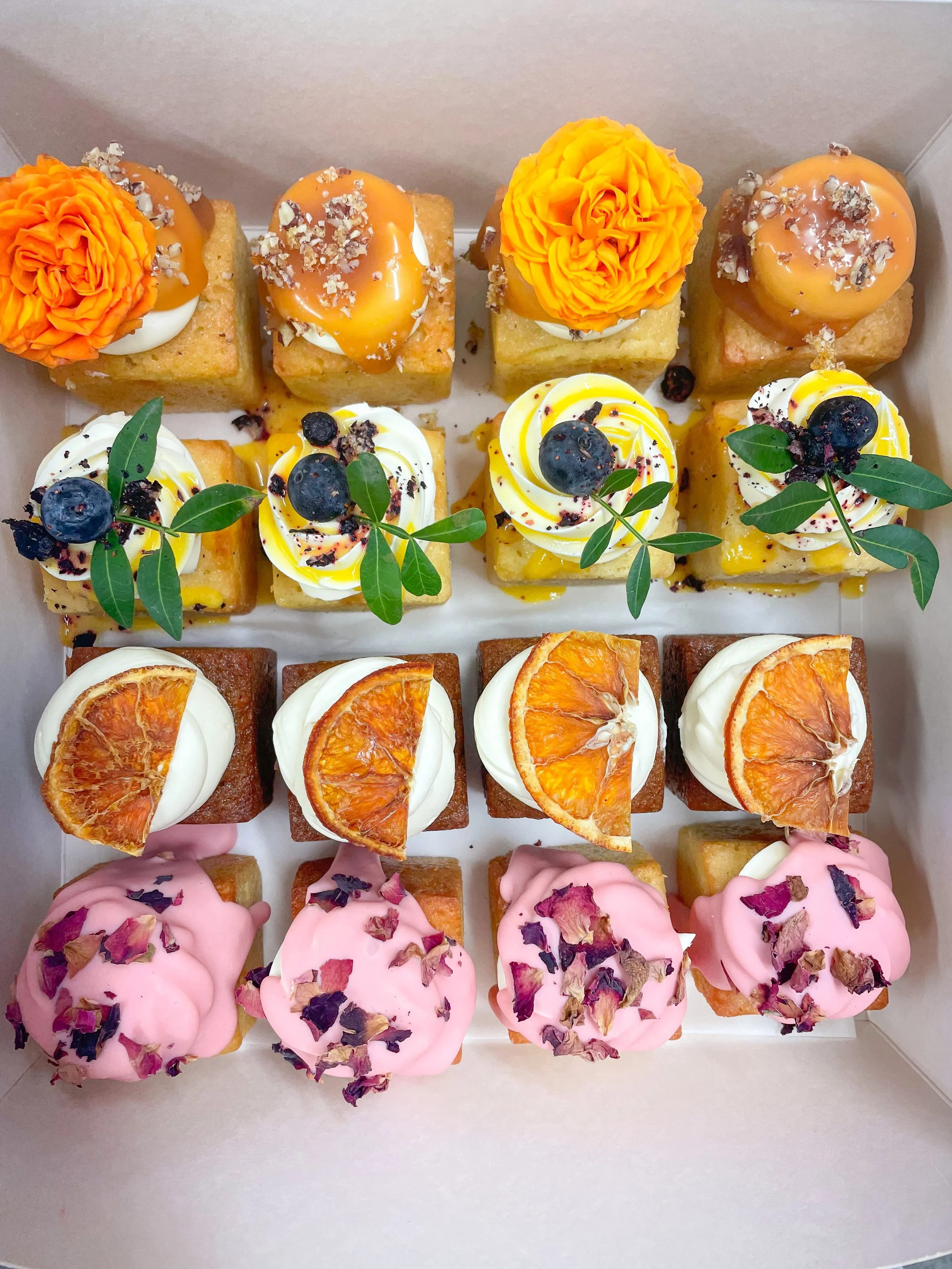 Mini Boxed Cake Mini Cake Box — Colhoun Creations