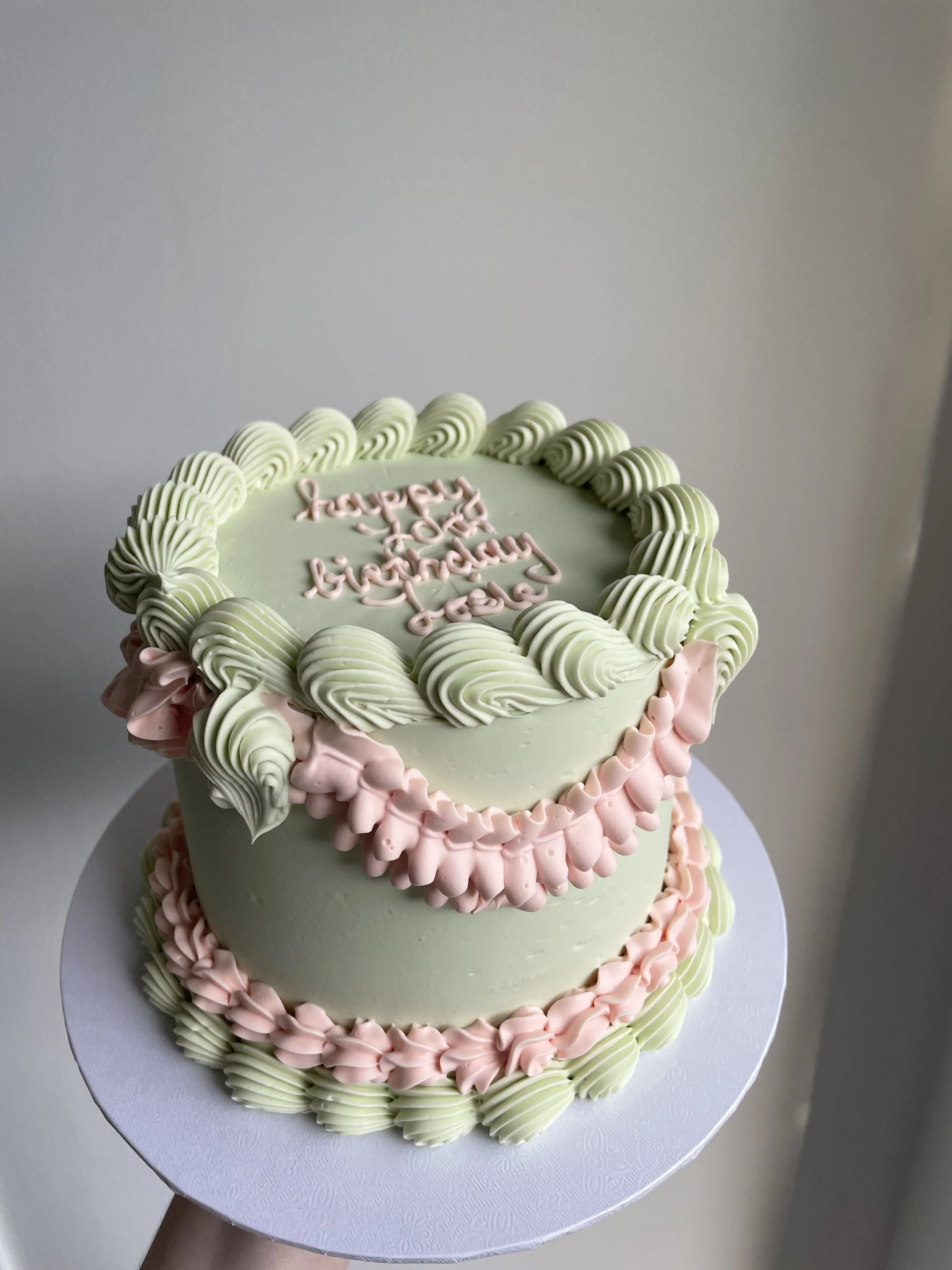 Vintage Piped Celebration Cake — Colhoun Creations