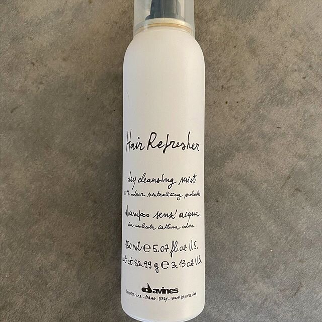 Lockdown Hero.. @davines_uk hair refresher..tried and tested this one is the best! Smells amazing and gives you those extra days of not having to wash your Barnet! Click and collect from salon &pound;19.40 #dryshampoo #dirtyhairdontcare #davinesprodu